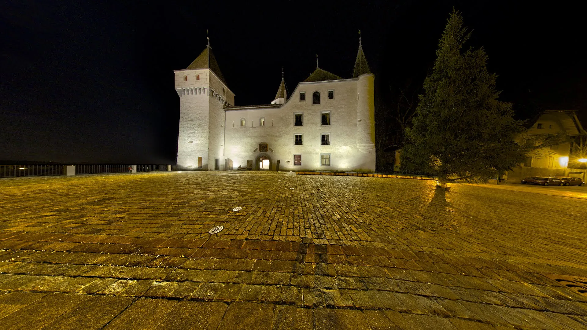 Photo showing: Le Château De Nyon