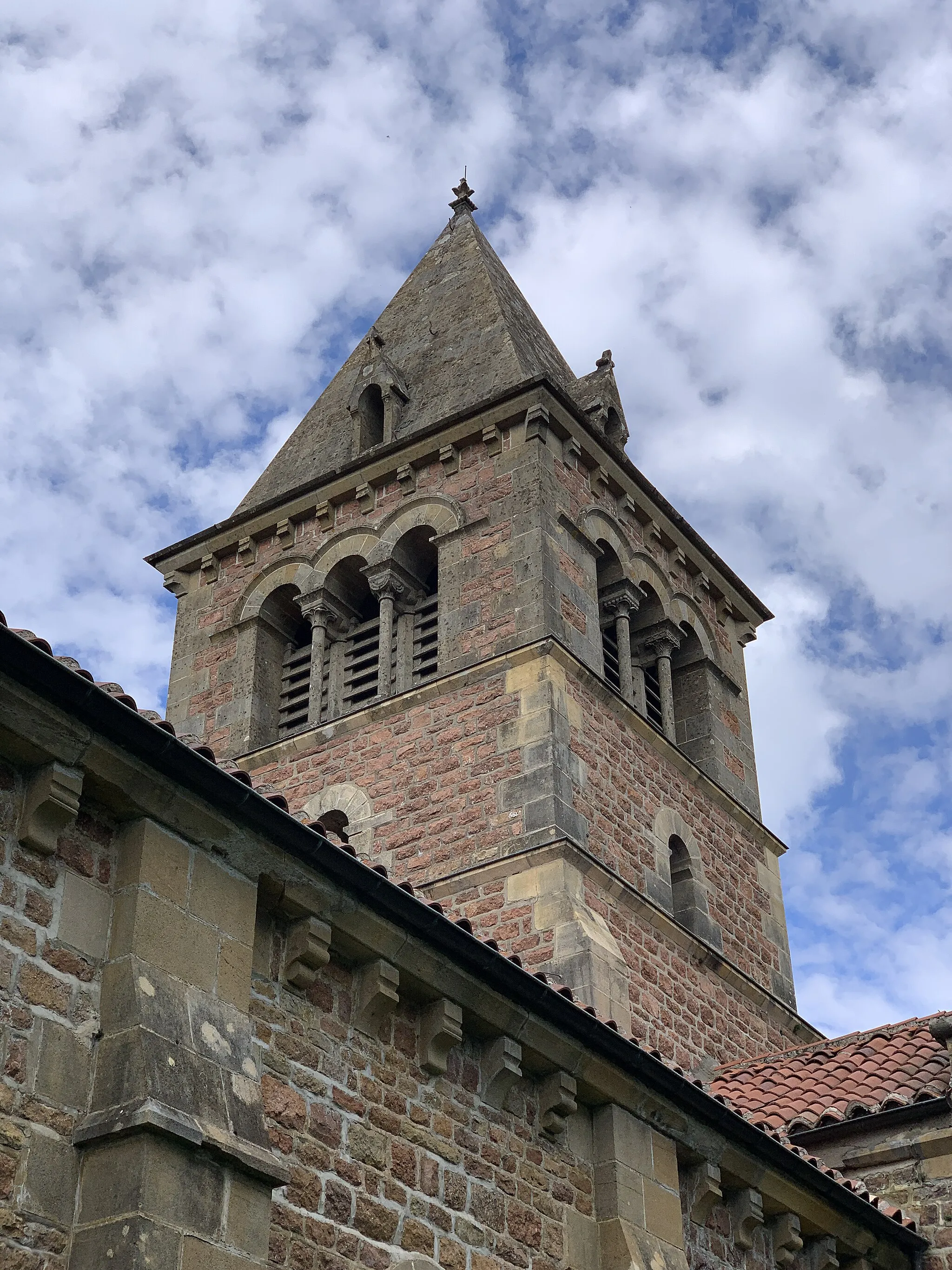 Photo showing: Chapelle Saint-Pierre-et-Saint-Paul de Dun, Saint-Racho.