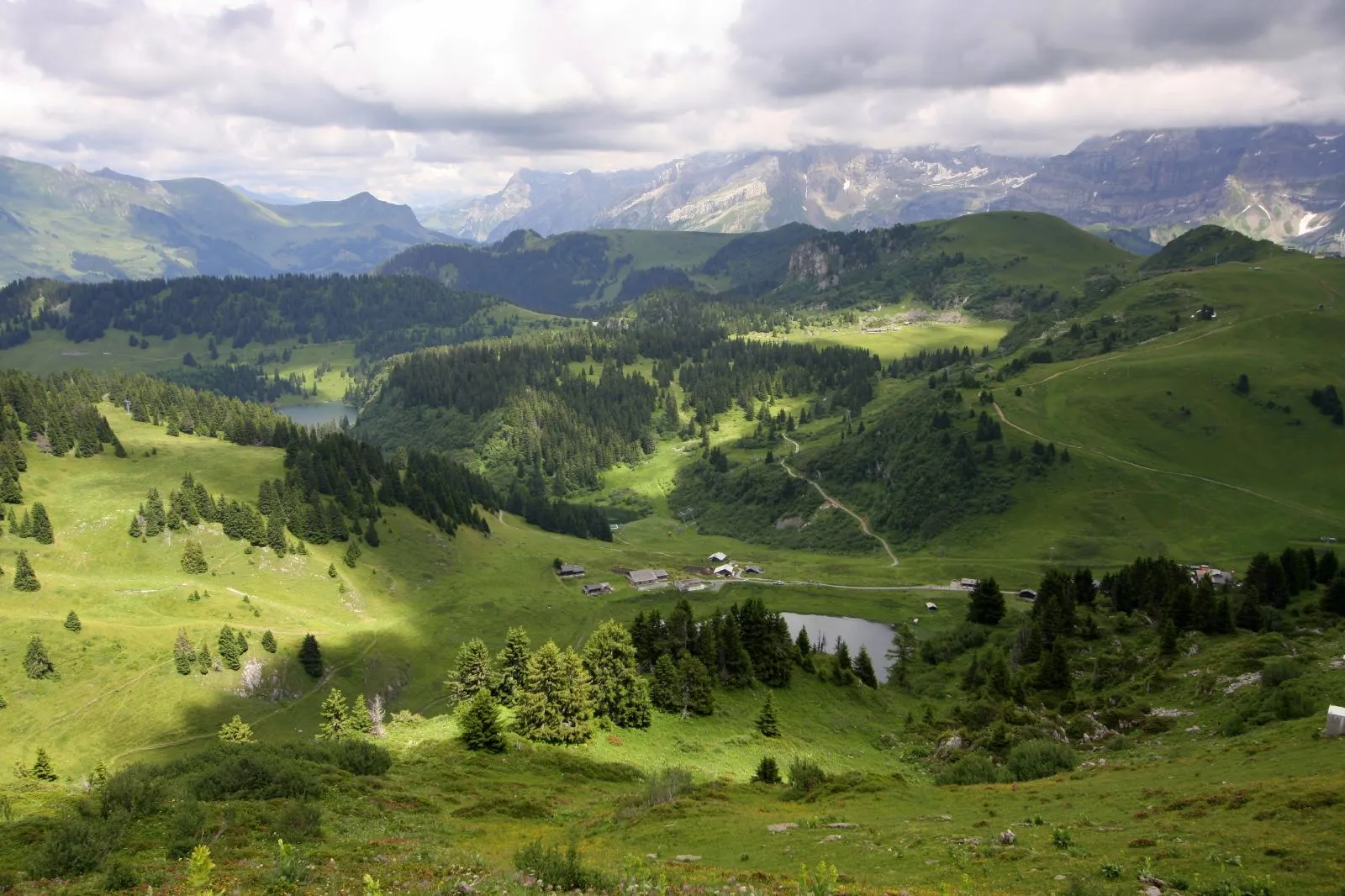 Photo showing: clouds view in Switzerland