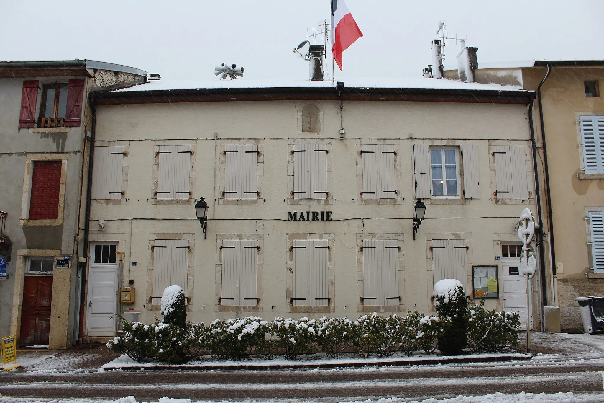 Photo showing: Ancienne mairie de Veyziat, Oyonnax.