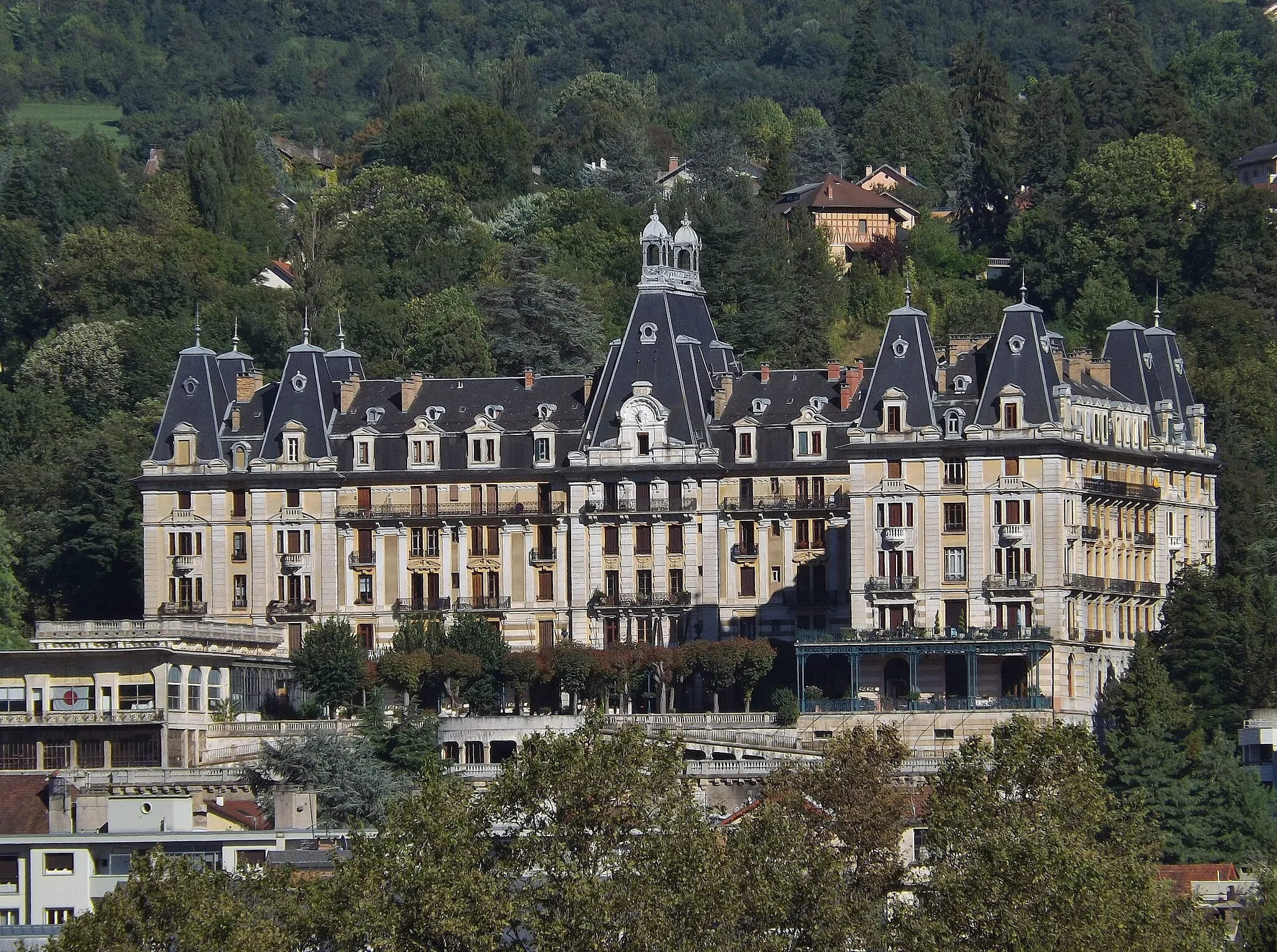 Photo showing: Sight of the Hôtel Bernascon palace, in the French city of Aix-les-Bains, in Savoie.