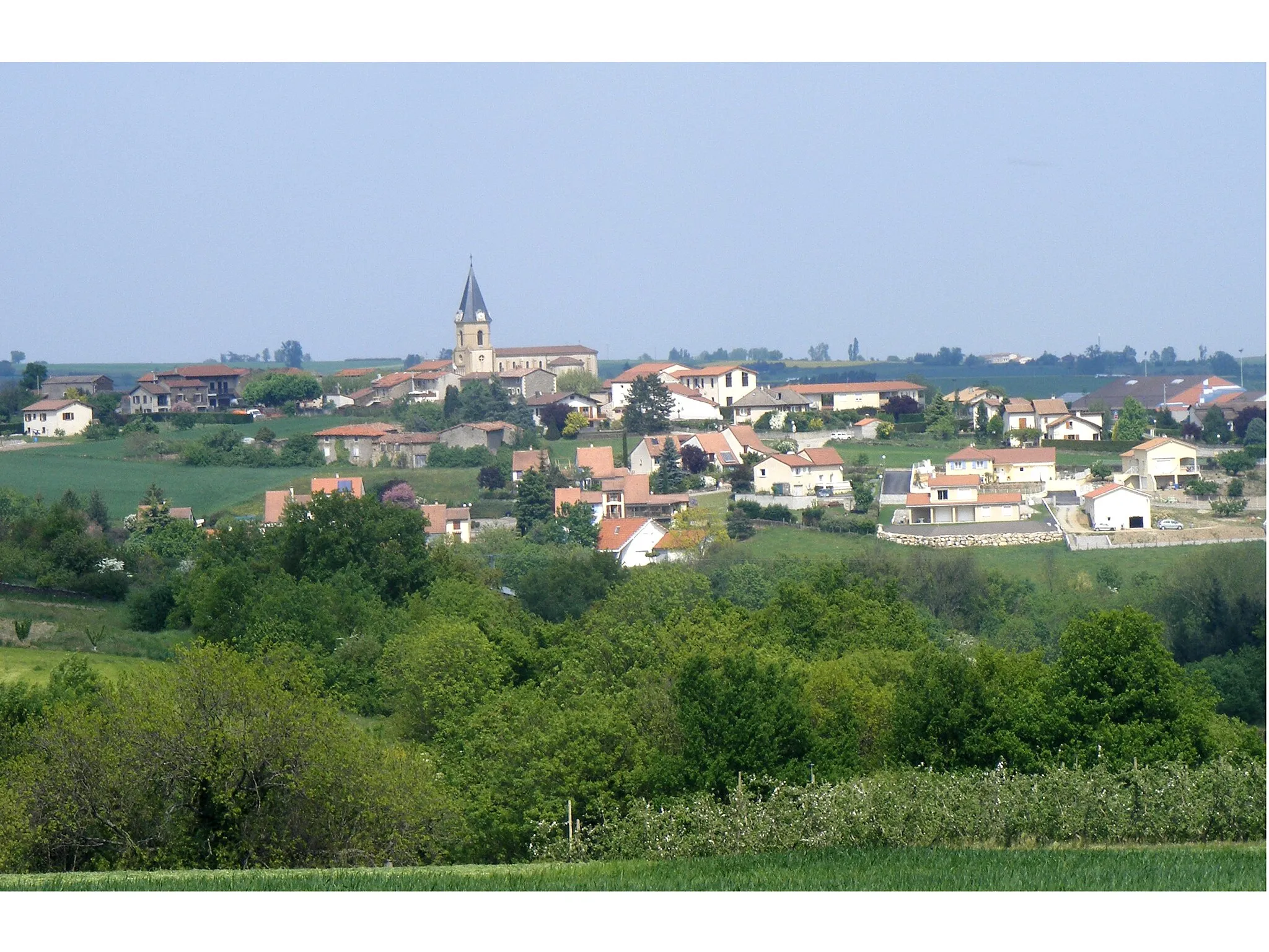 Photo showing: Vue générale du bourg  Saint-Joseph (Loire)