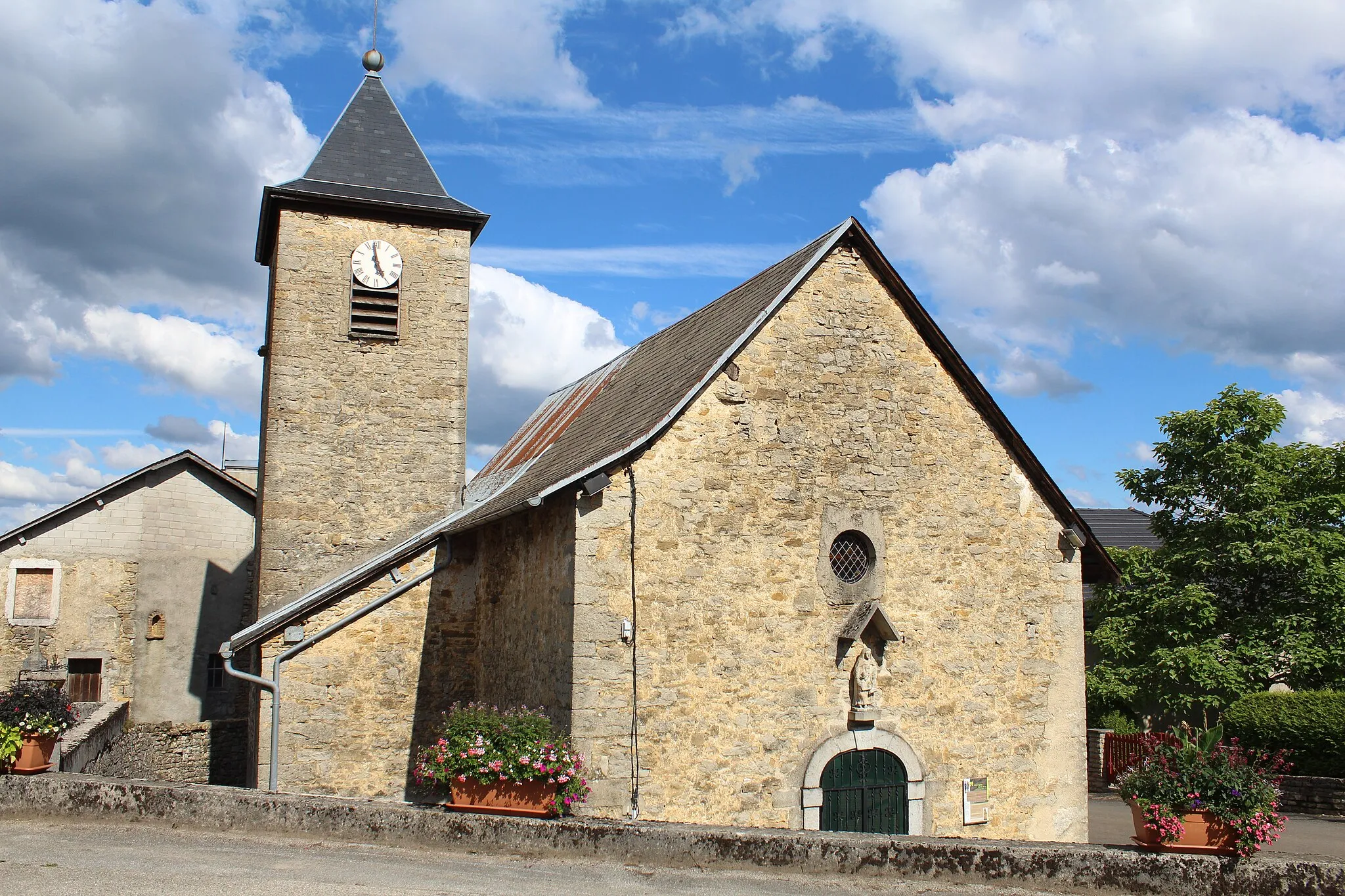 Photo showing: Église Sainte-Anne de Montgriffon, Nivollet-Montgriffon.