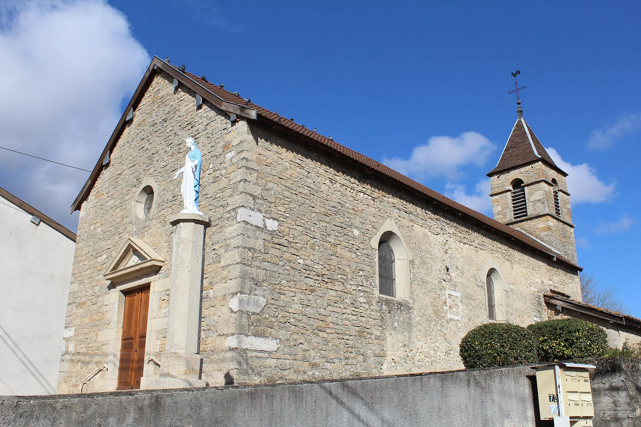 Photo showing: Église Saint-Hilaire de Proulieu, Lagnieu.