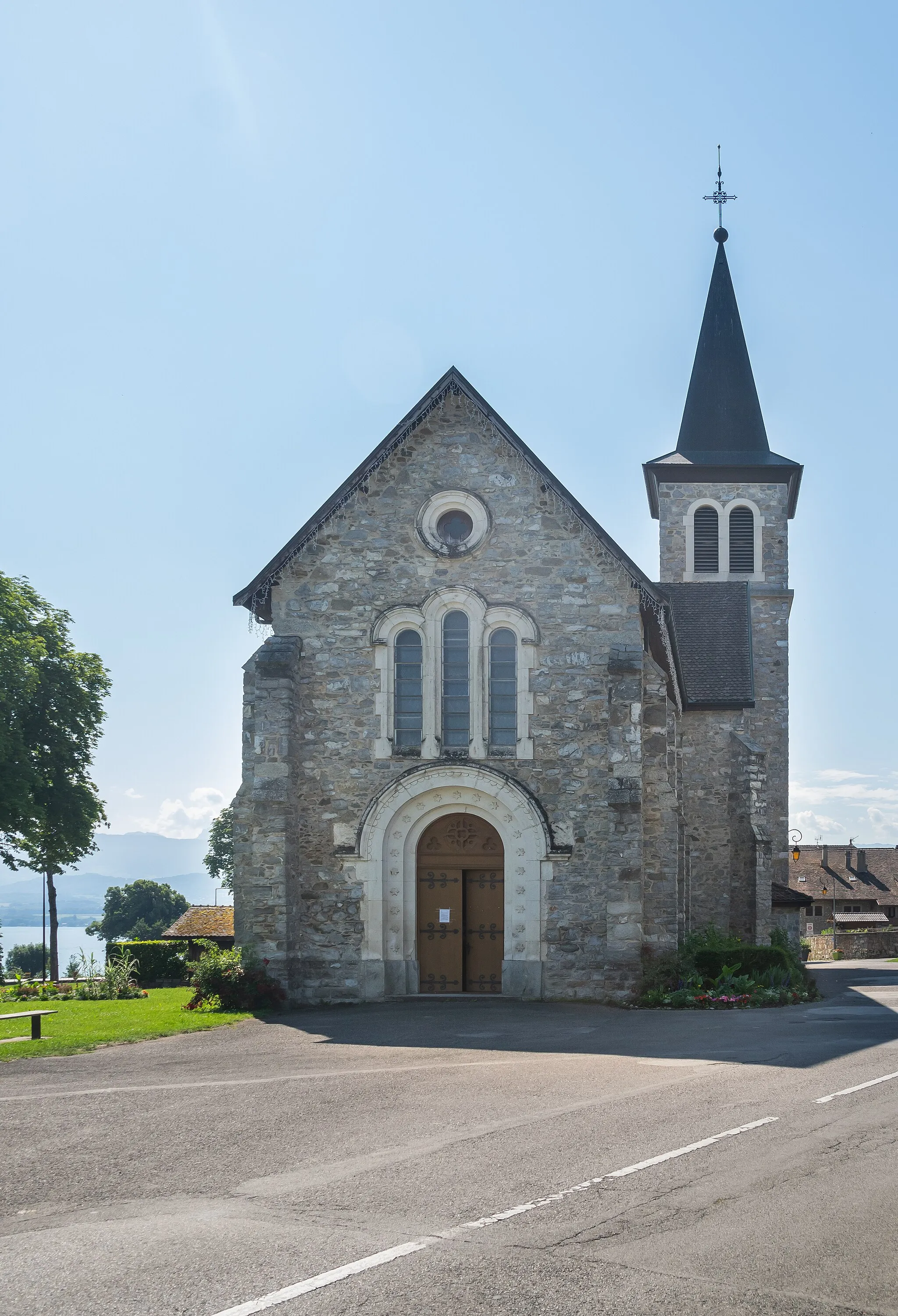 Photo showing: Saint Symphorian church in Excenevex, Haute-Savoie, France