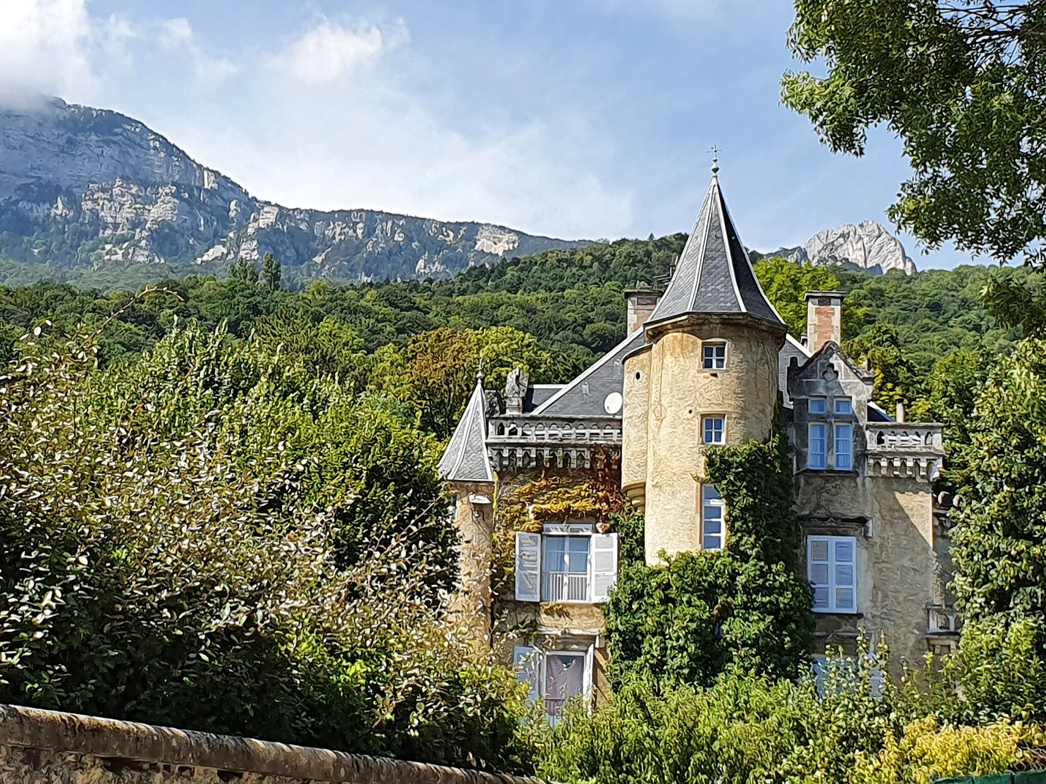 Photo showing: Château des Combes, Seyssinet-Pariset, Isère, France