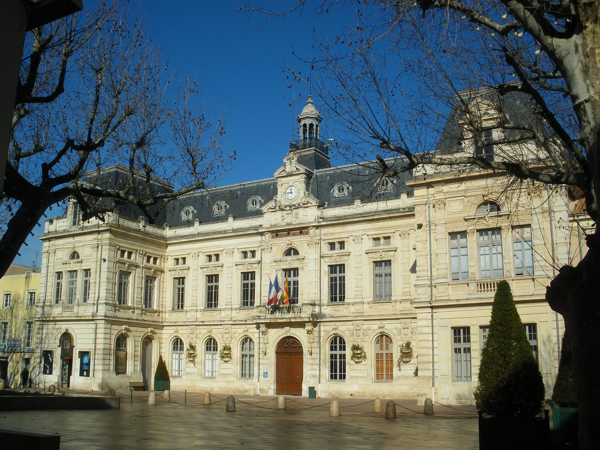 Photo showing: Mairie de Bollène, Vaucluse, France