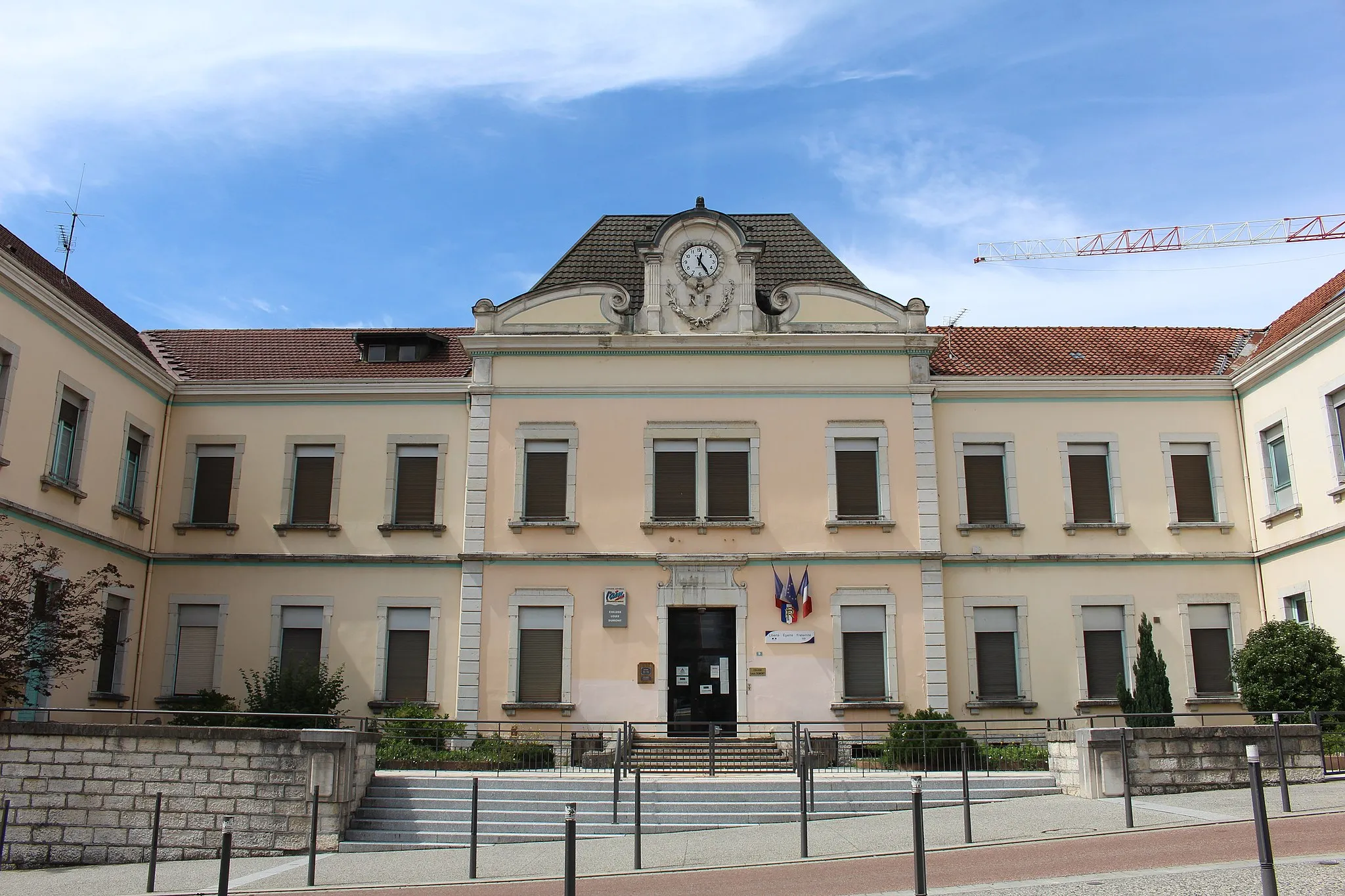 Photo showing: Collège Louis-Dumont de Bellegarde-sur-Valserine, Valserhône.