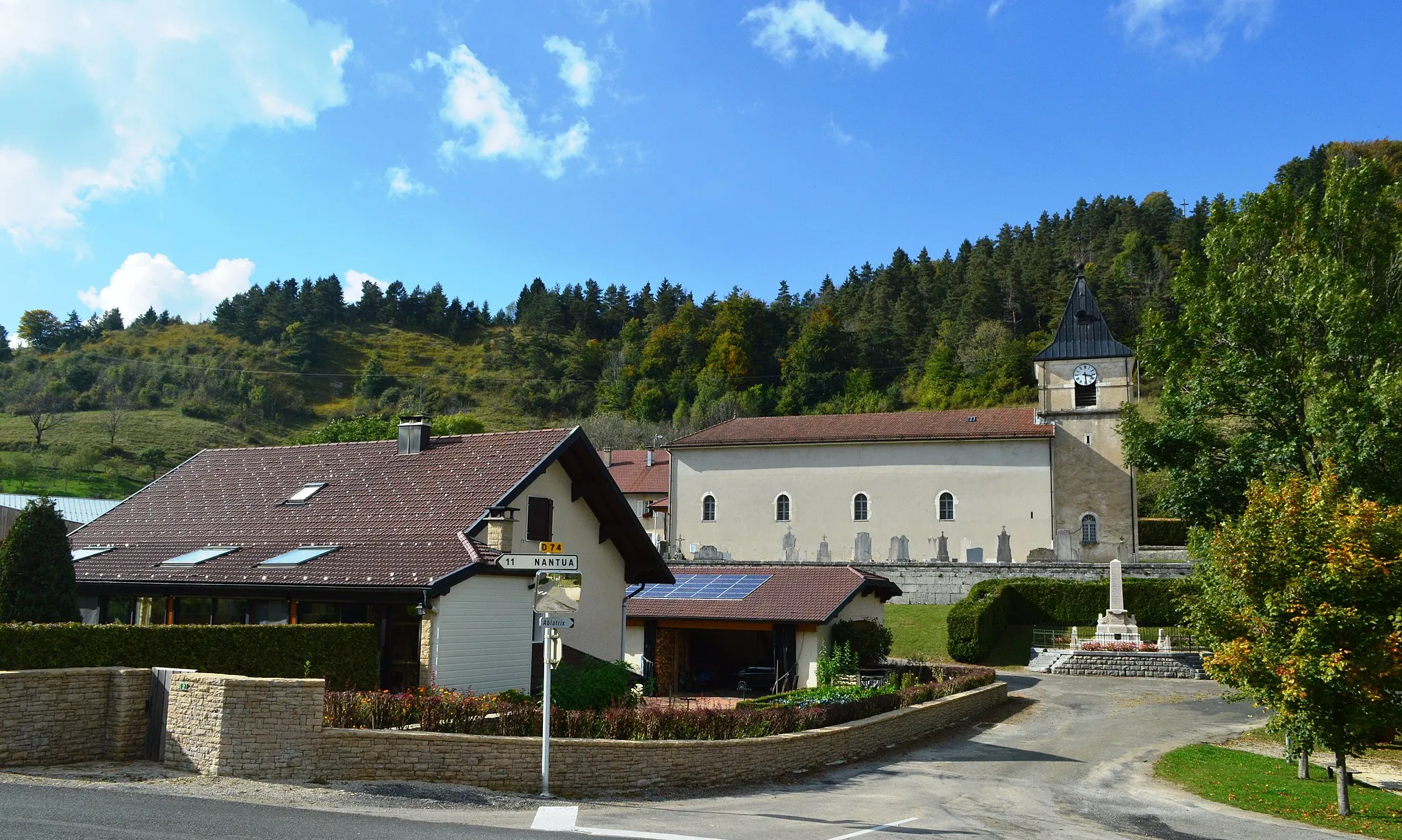 Photo showing: Apremont Church