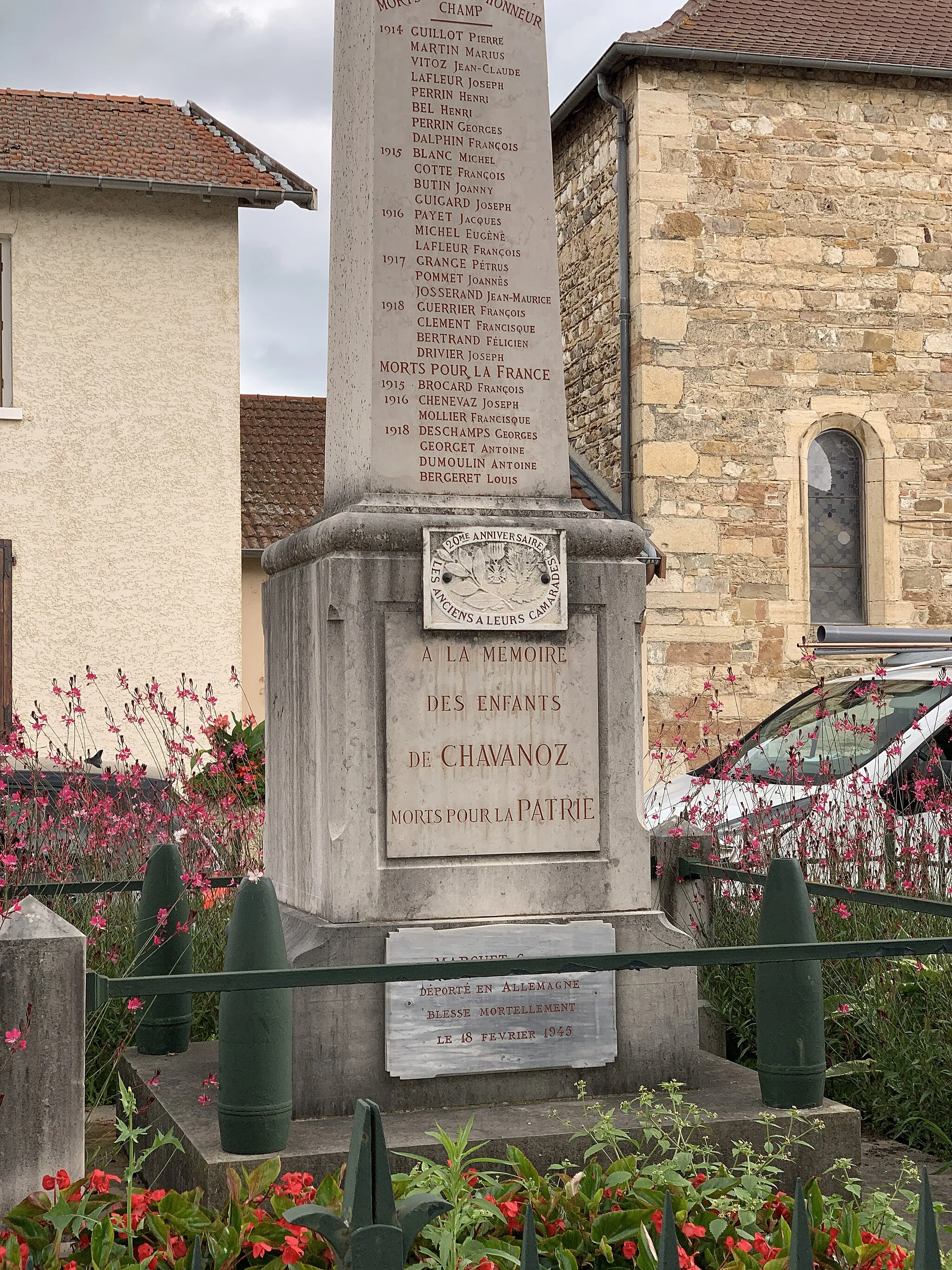 Photo showing: Monument aux morts de Chavanoz.