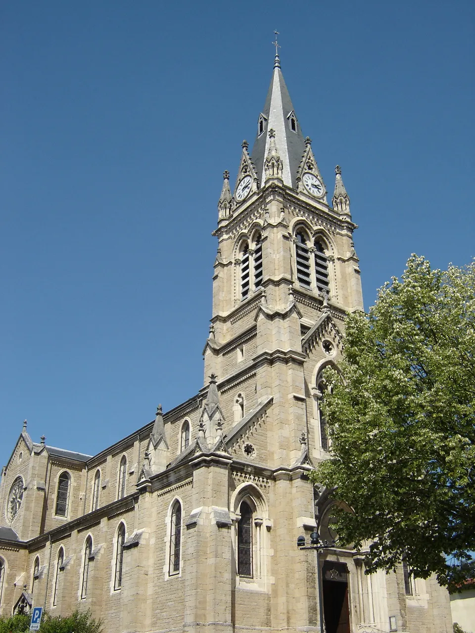 Photo showing: Église Saint-Didier de Saint-Didier-au-Mont-d'Or