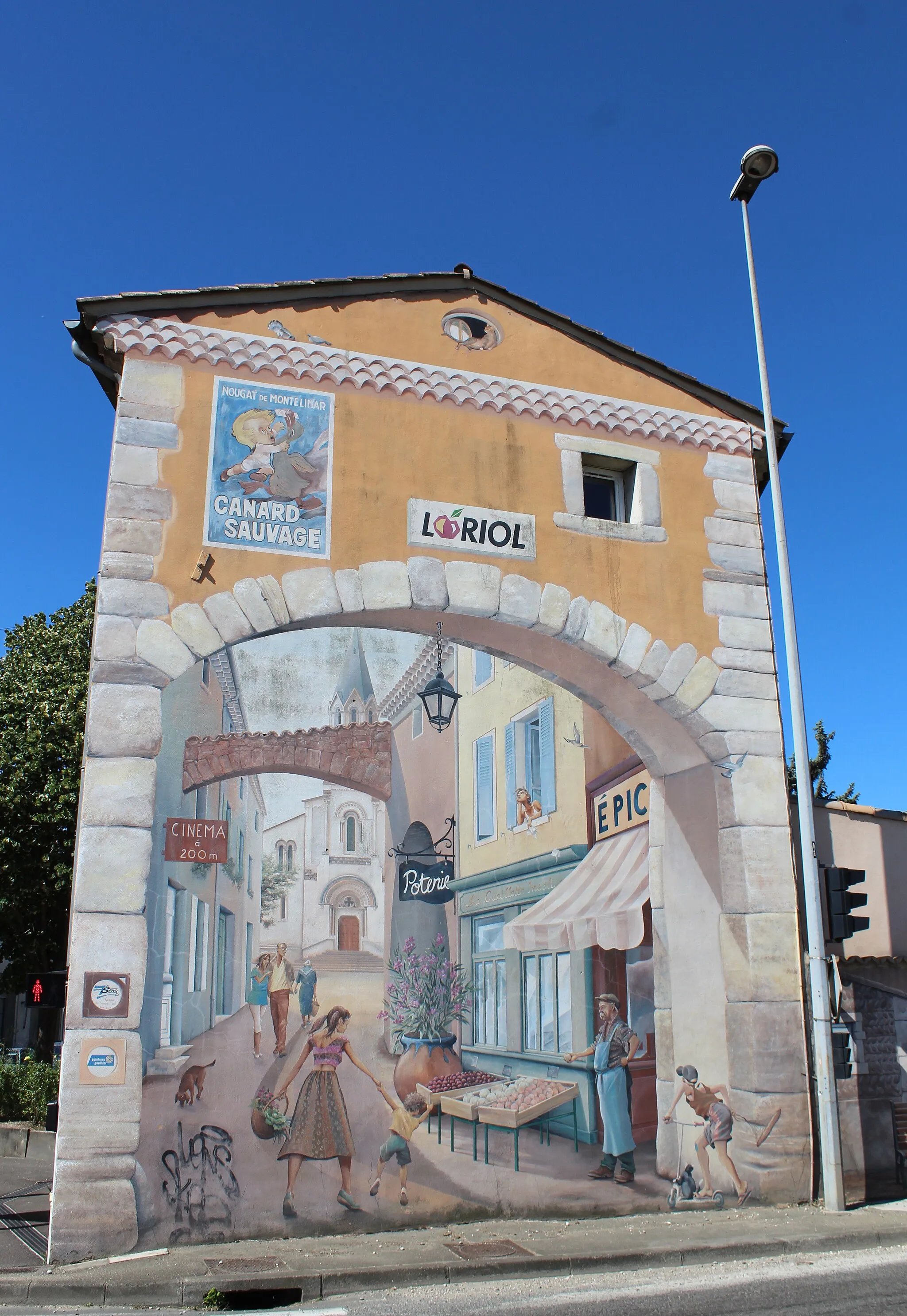 Photo showing: Peinture en trompe-l'oeil