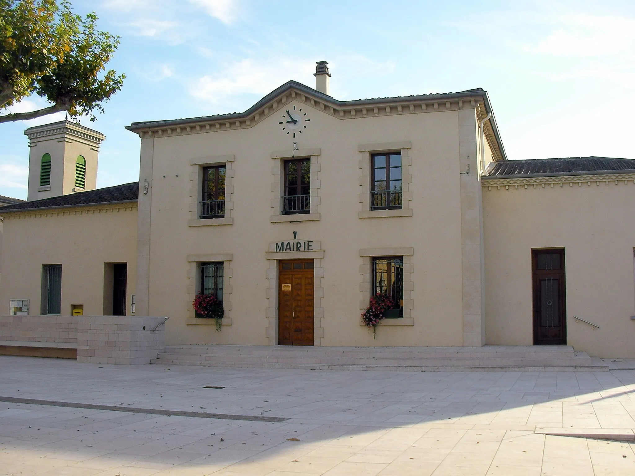 Photo showing: Town Hall of Pont-de-l'Isère (Drôme/France)