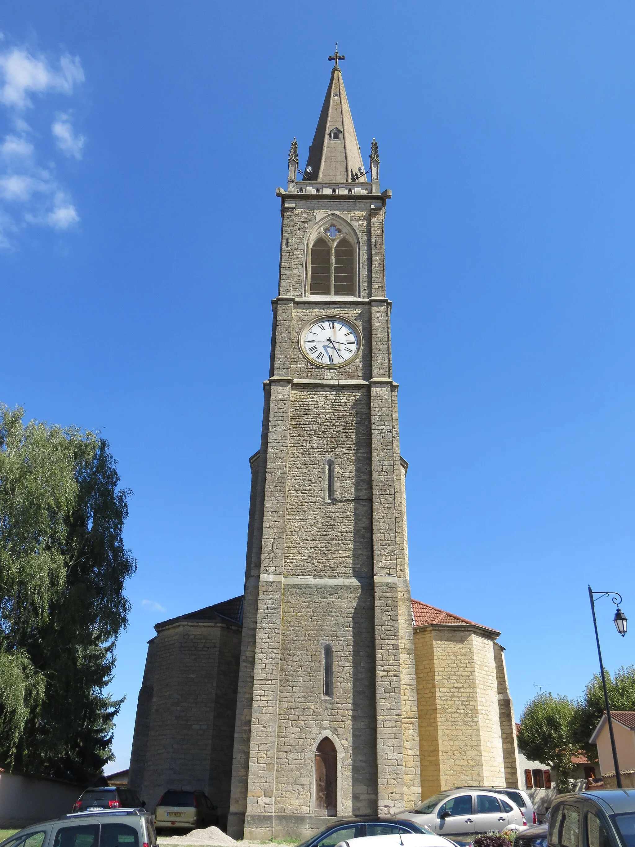 Photo showing: Vue de face de l'église Saint-Laurent de Saint-Laurent-de-Mure (Rhône, France).