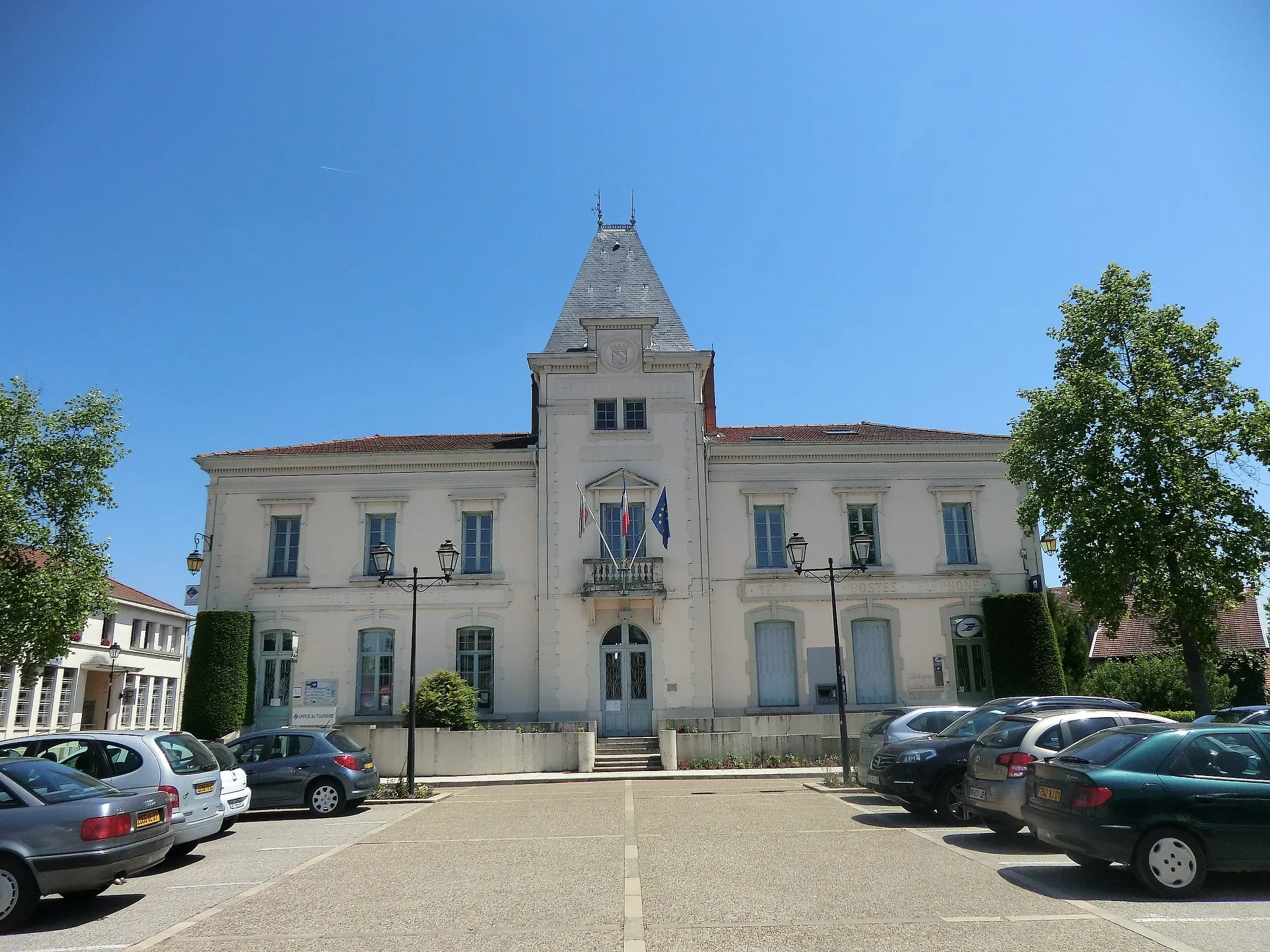 Photo showing: Mairie de Villars-les-Dombes.