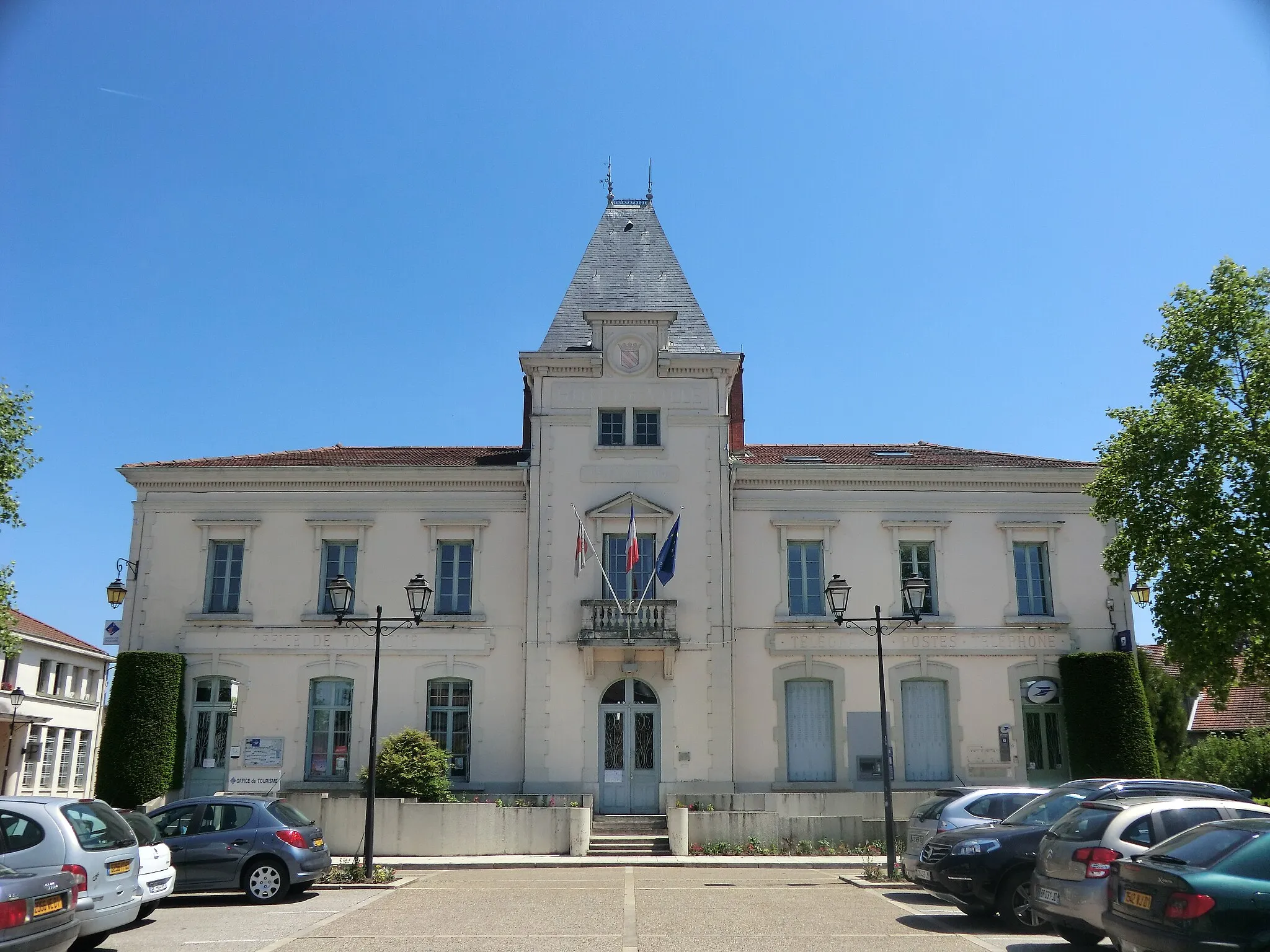 Photo showing: Mairie de Villars-les-Dombes.