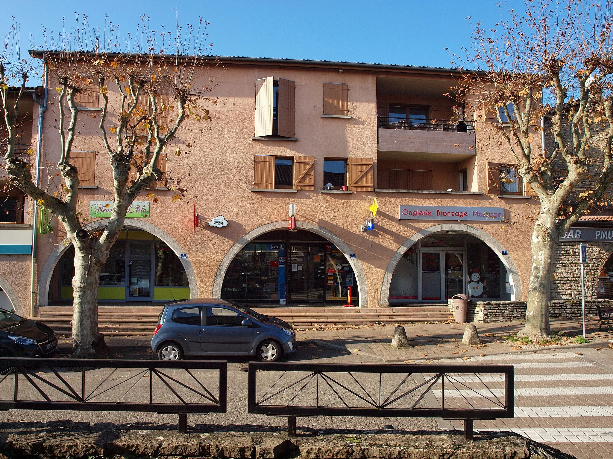 Photo showing: L'Isle-d'Abeau (Isère, France)