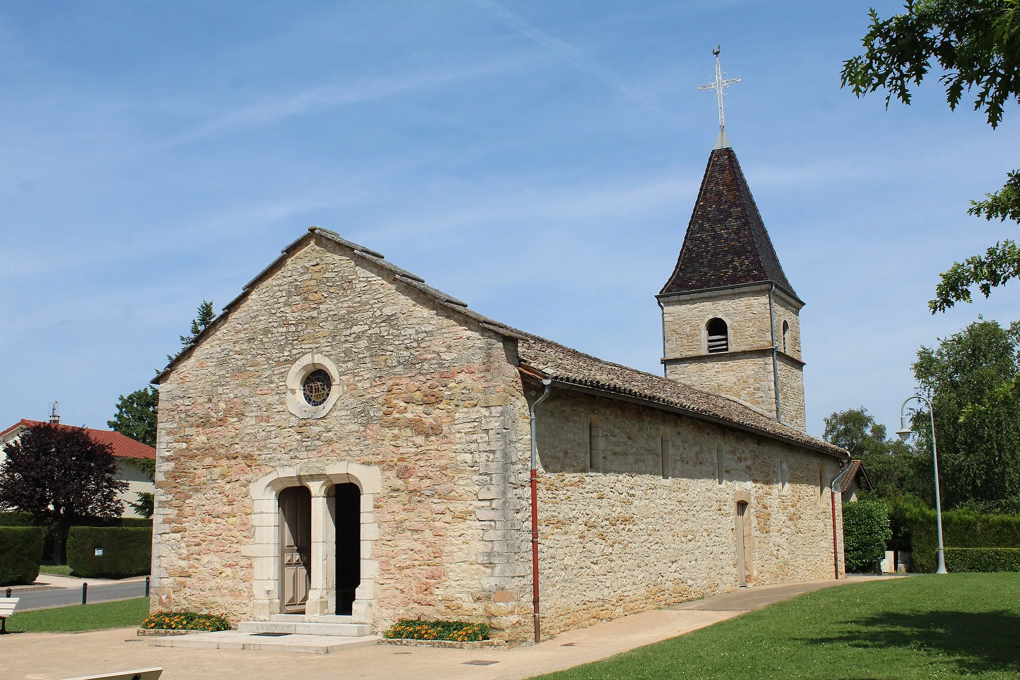 Photo showing: Chapelle de la Vierge à Feillens.