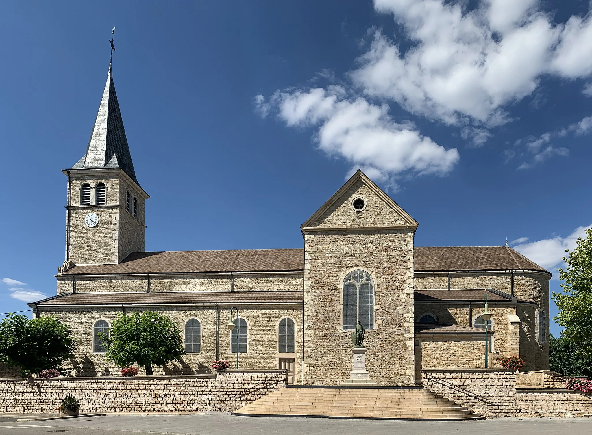 Photo showing: Église Saint-Rambert de Feillens.