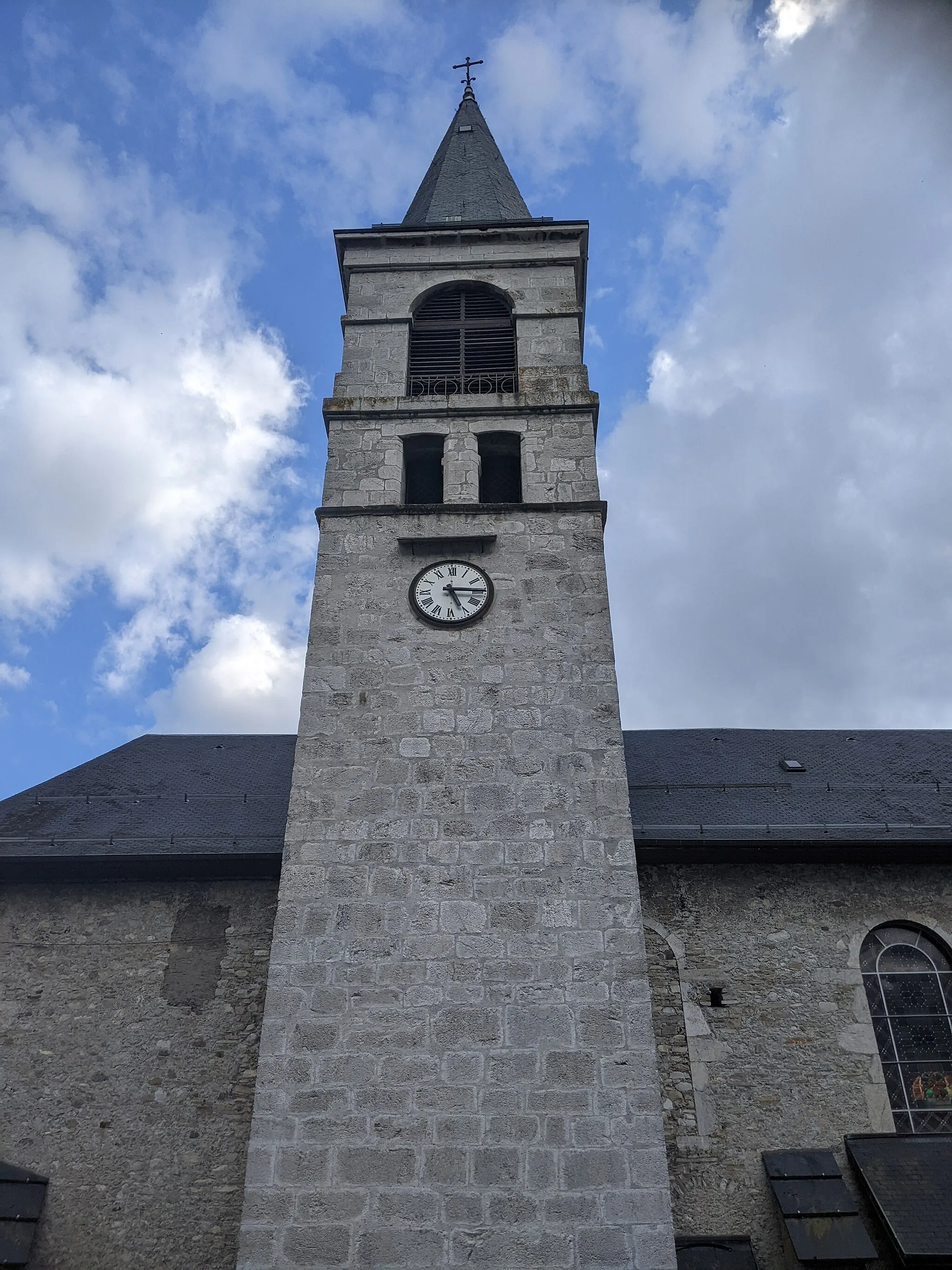 Photo showing: Clocher de l'église de Saint-Pierre-d'Albigny (Savoie, France).