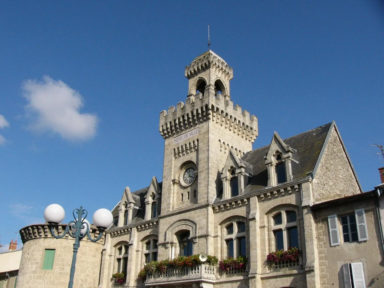 Photo showing: Chabeuil (Drôme, France), l’hôtel de ville