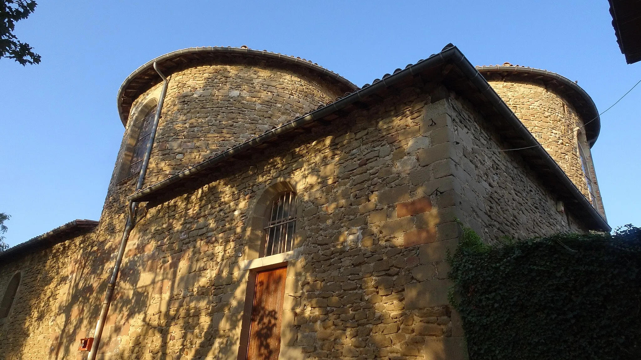 Photo showing: Arrière (Sud-Ouest) de l’Église Mours-saint-Eusèbe