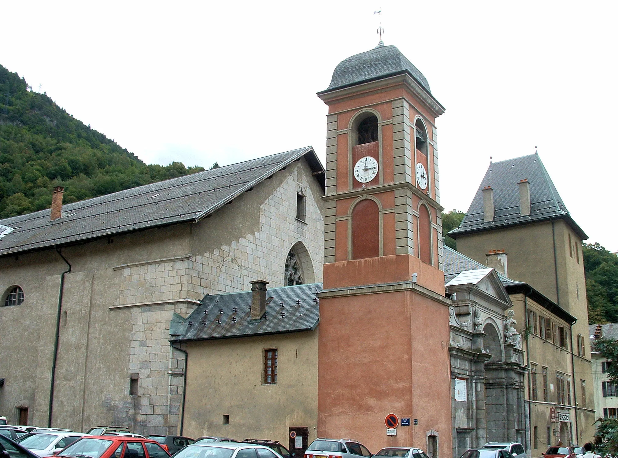 Photo showing: Moûtiers - Cathédrale Saint-Pierre