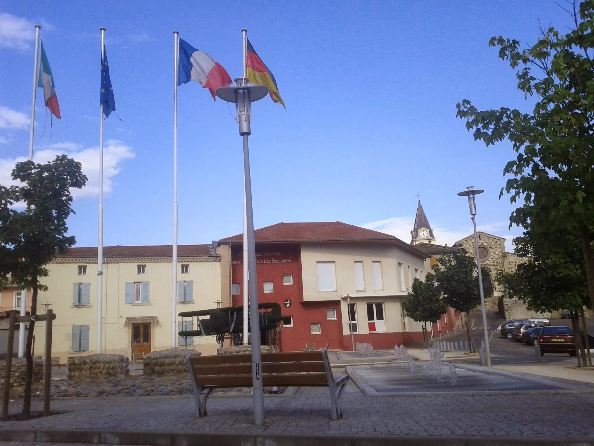 Photo showing: Saint-Rambert-d'Albon (Drôme)