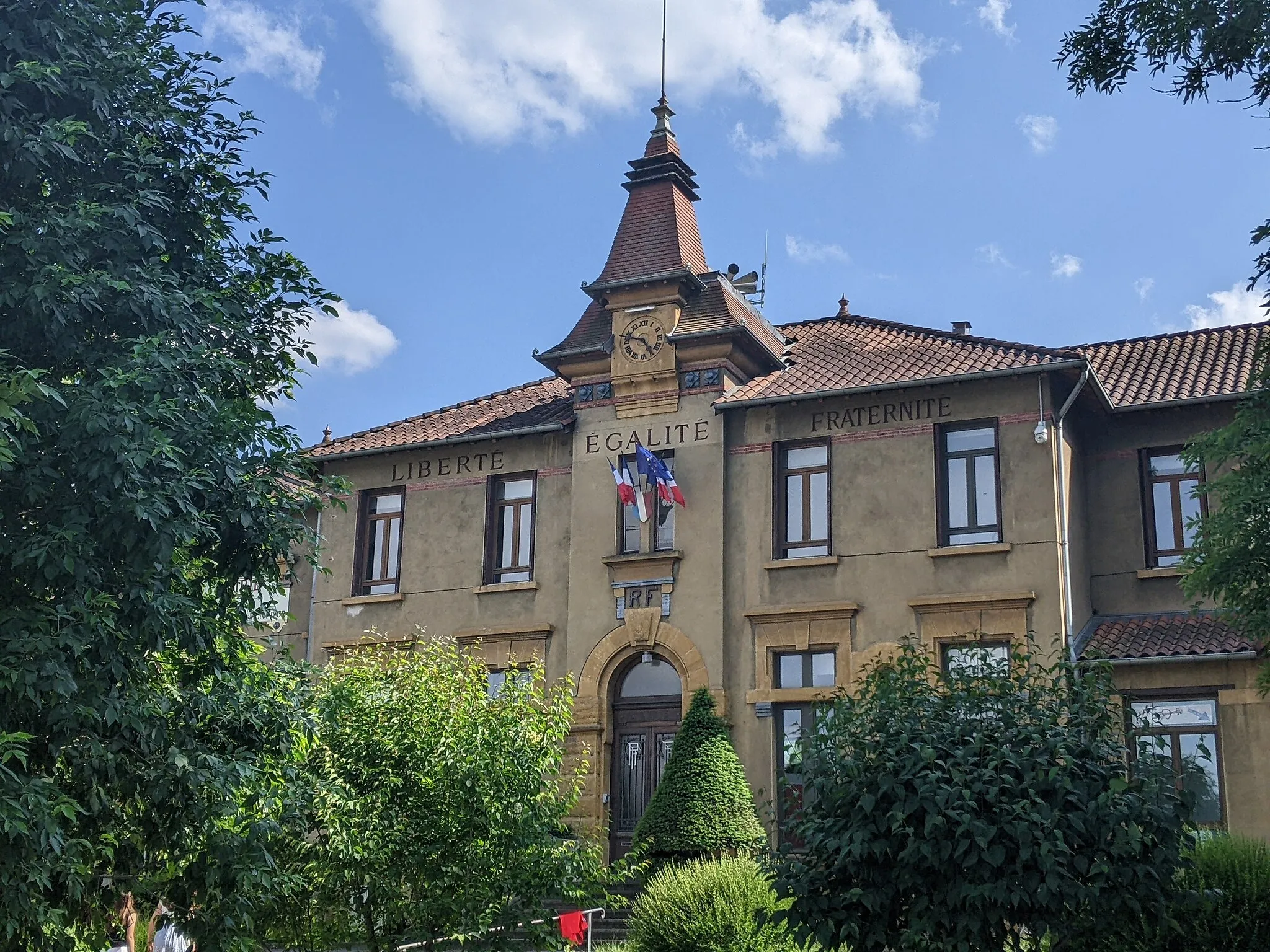 Photo showing: Mairie de Saint-Germain-au-Mont-d'Or (France).