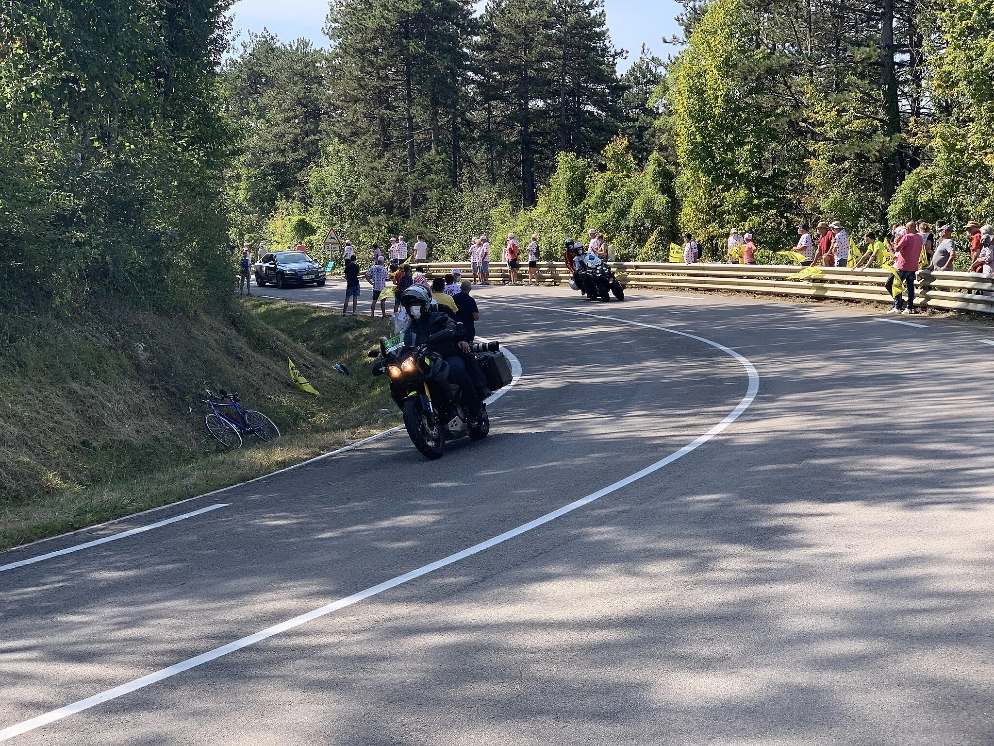 Photo showing: 19e étape du Tour de France 2020 au col de France, Meillonnas.