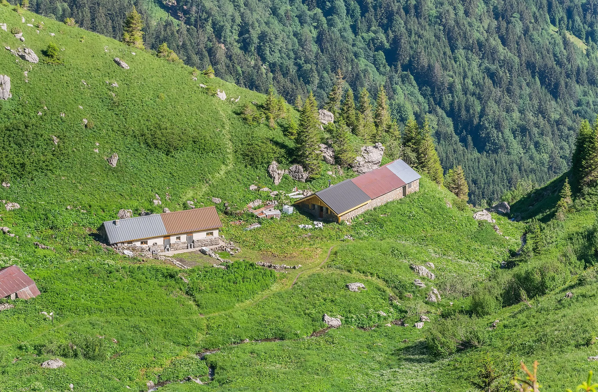 Photo showing: Chalets de Tavaneuse in commune of Abondance, Haute-Savoie, France