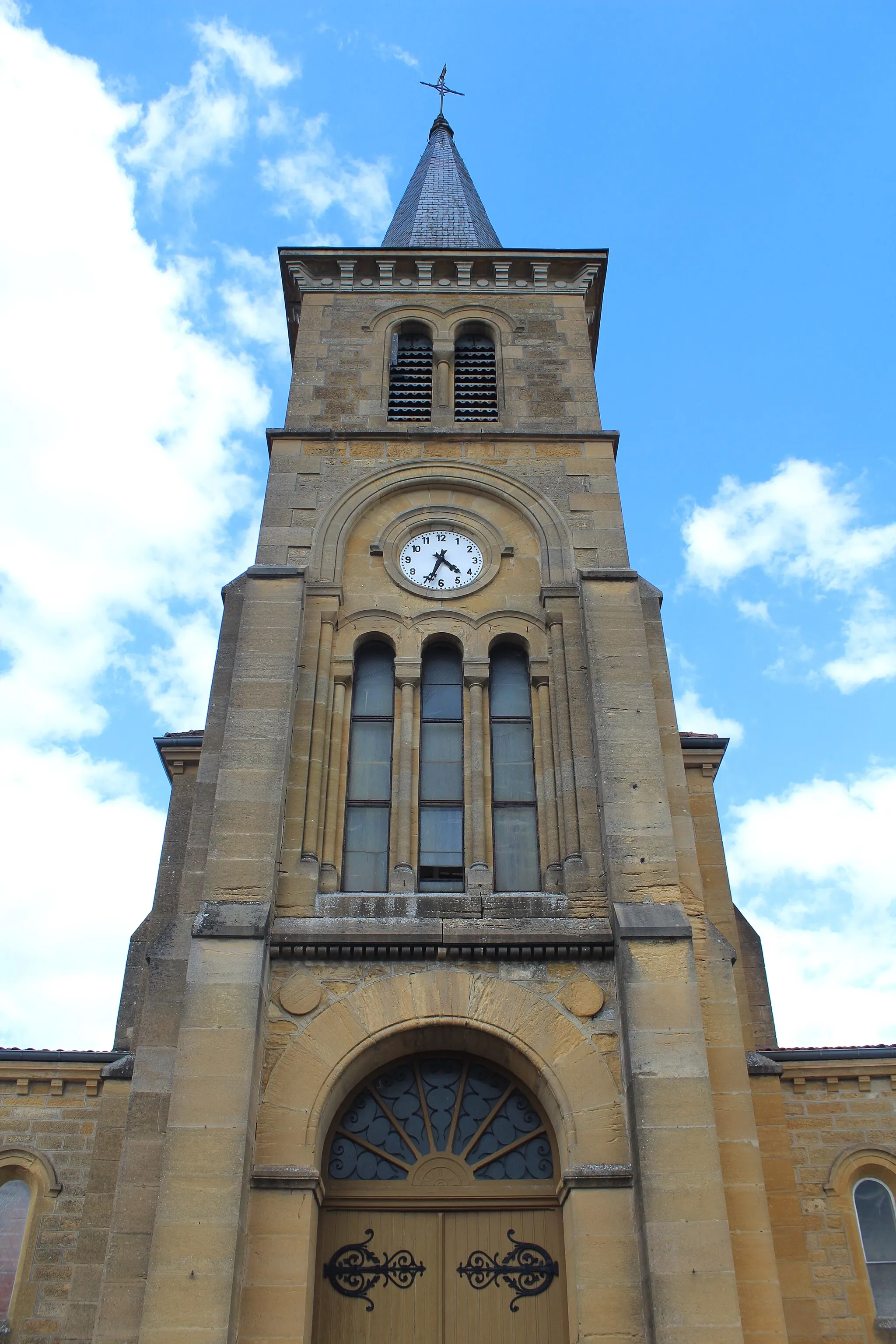 Photo showing: Église Saint-Julien d'Artaix.