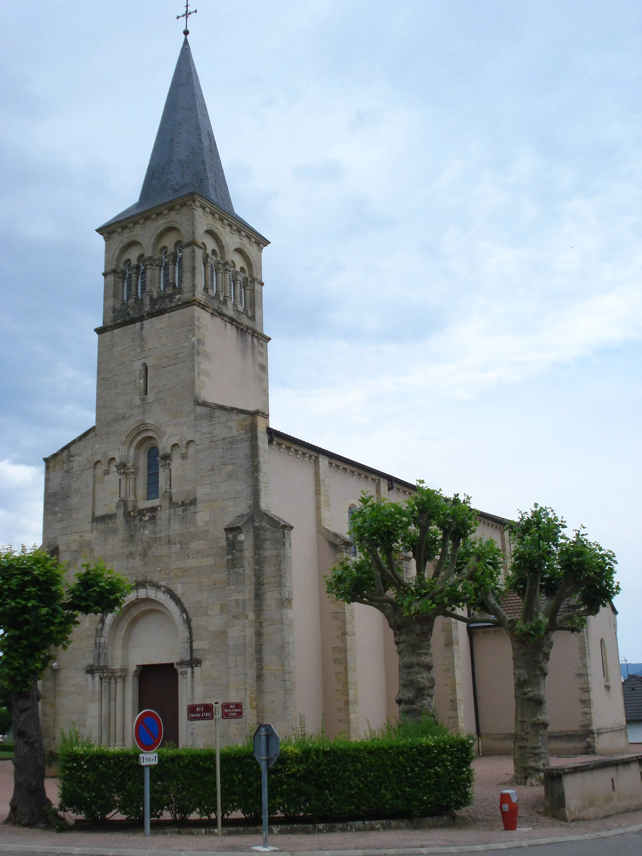Photo showing: Church of Baudemont (Saône-et-Loire, Fr).