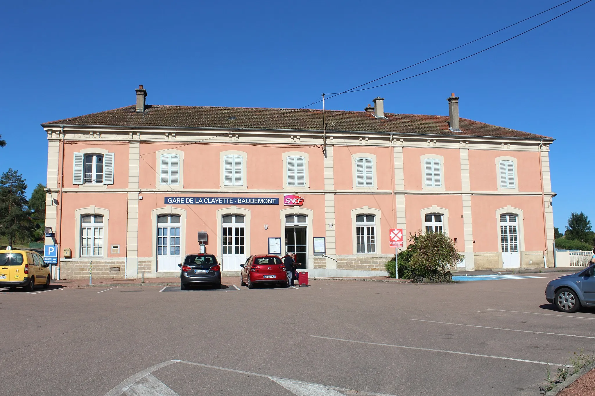 Photo showing: Gare de La Clayette - Baudemont.