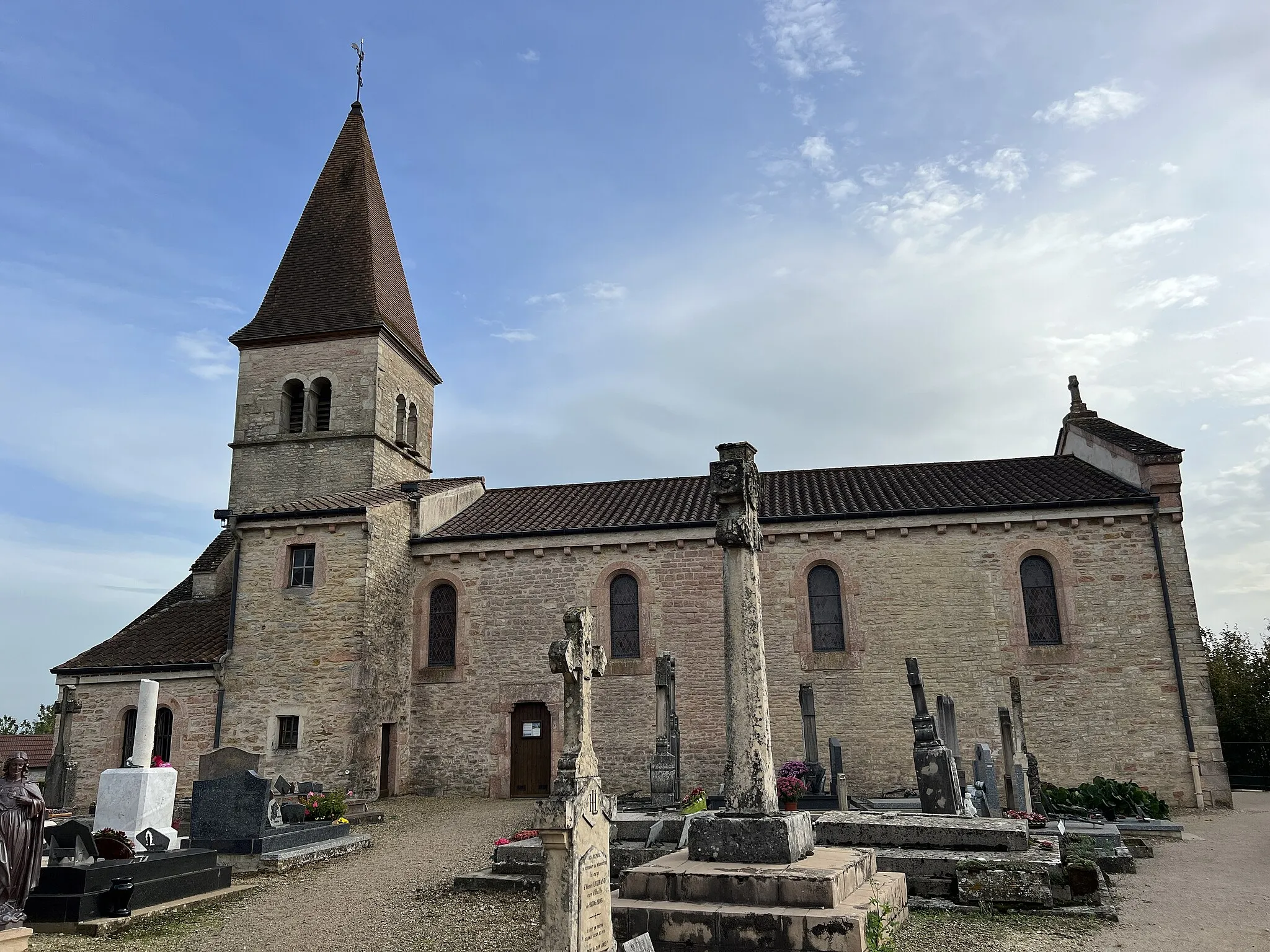 Photo showing: Église Saint-Georges, Huilly-sur-Seille.