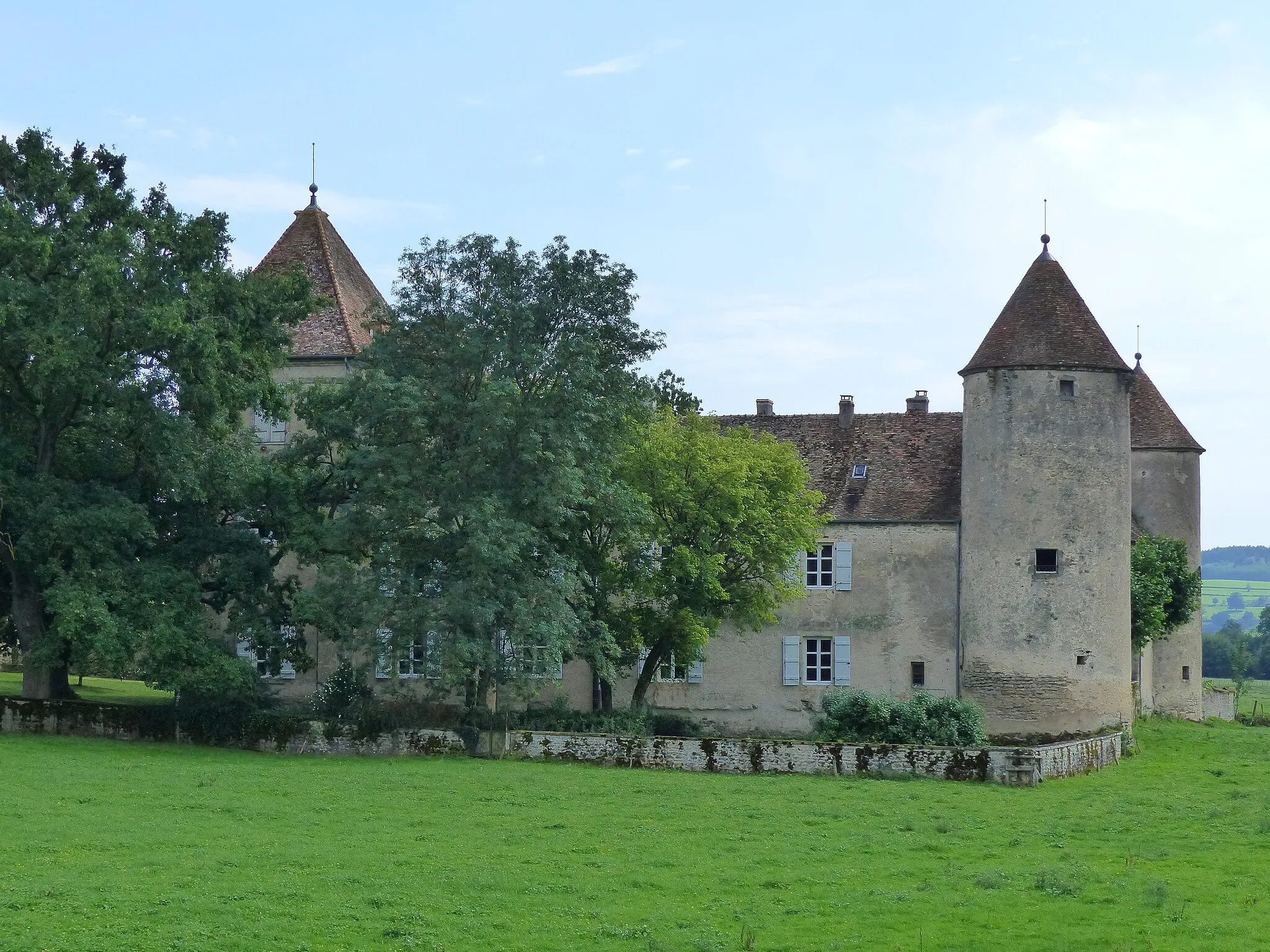 Photo showing: Château de Saint-Huruge