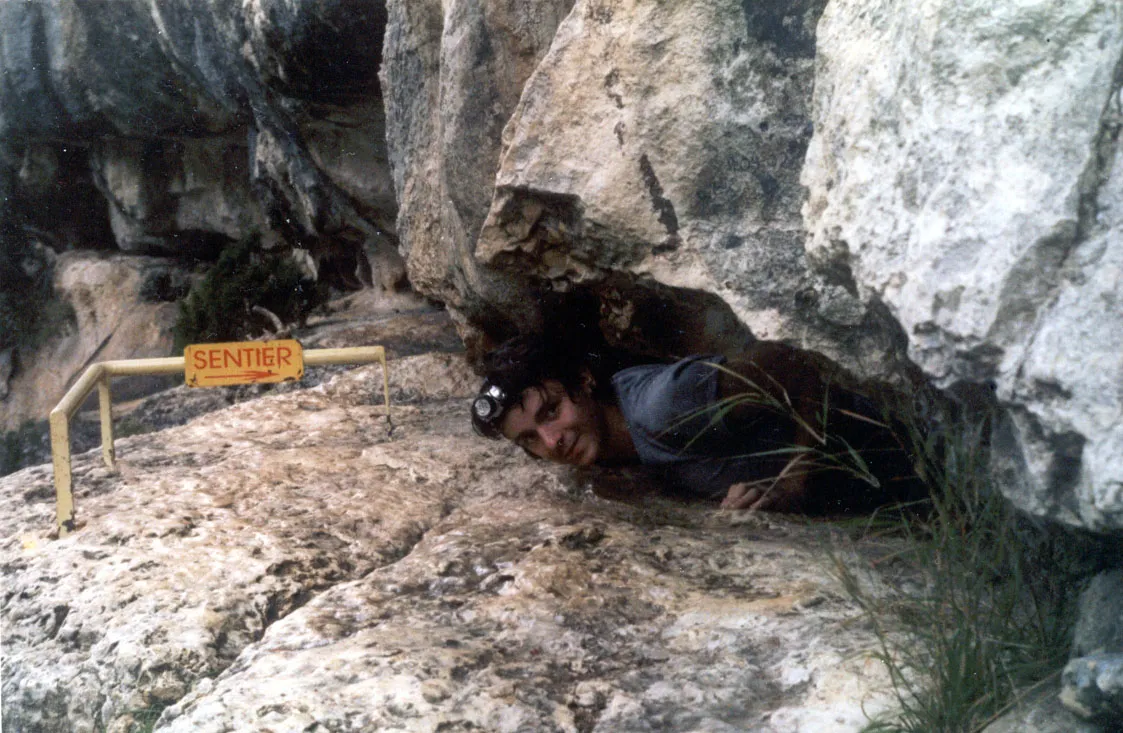 Photo showing: The road goes into a small cave