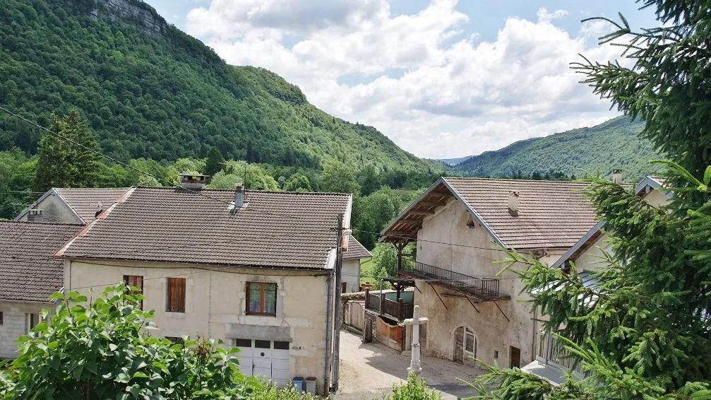 Photo showing: le Village