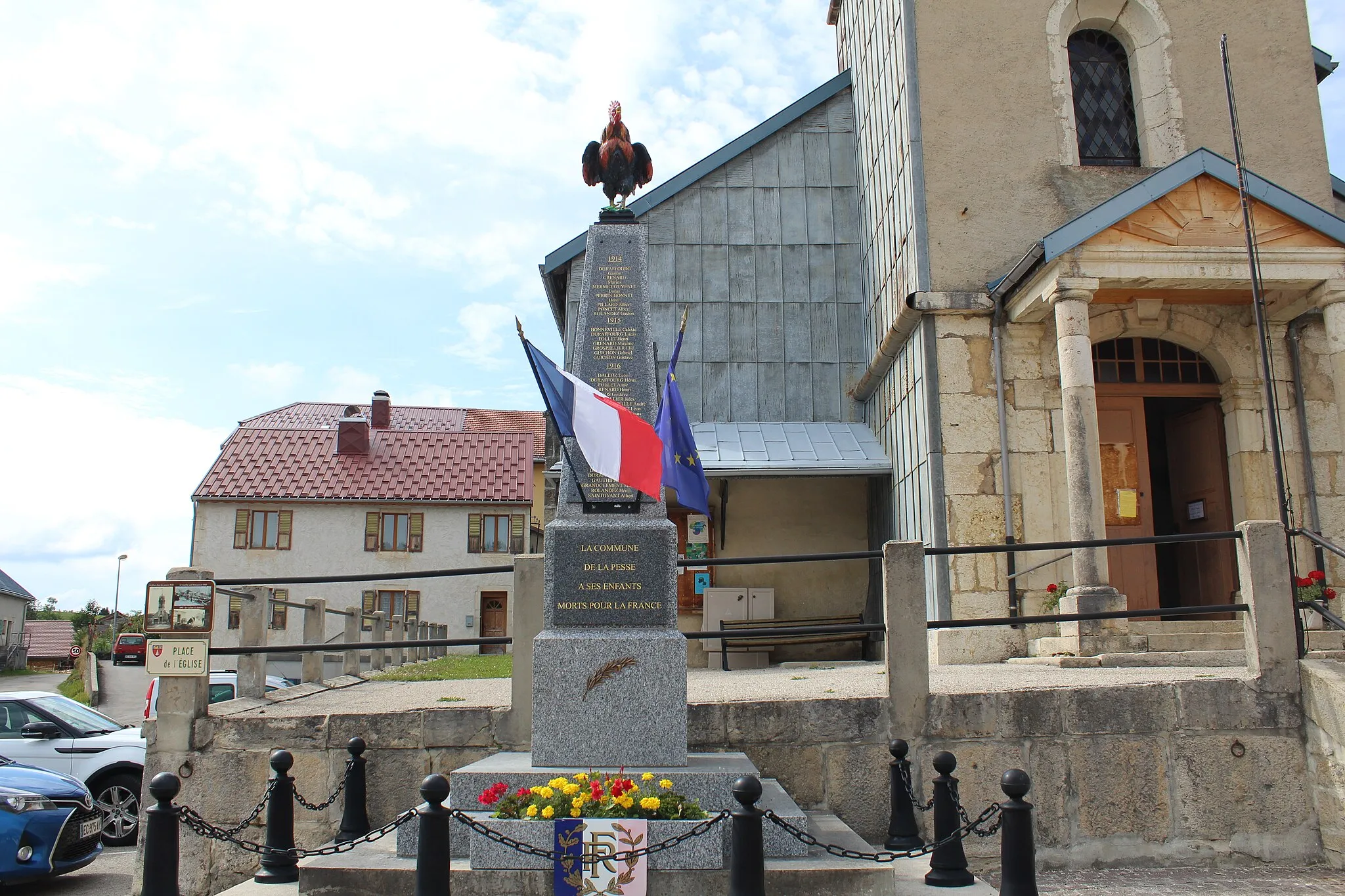 Photo showing: Monument aux morts de La Pesse.