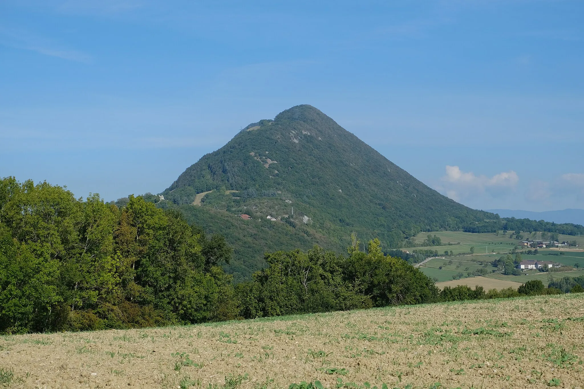 Photo showing: Le Vuache @ Contamine-Sarzin