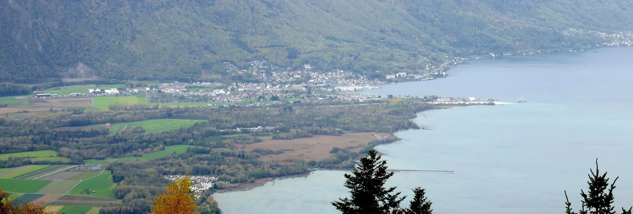 Photo showing: Vue depuis l'Auberge de Sonchaux, en direction du Bouveret.