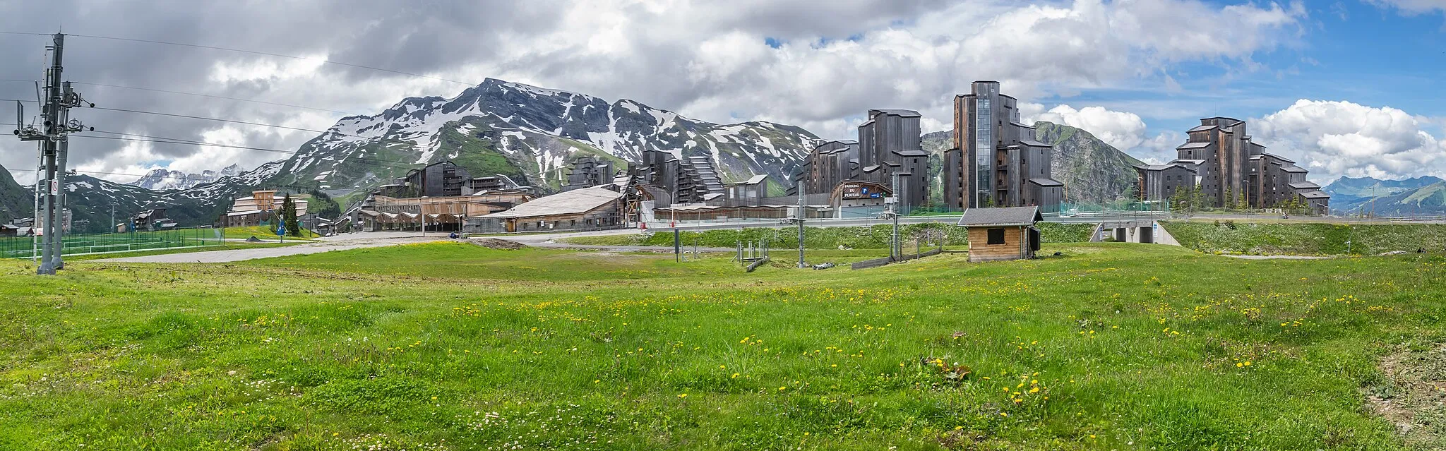 Photo showing: View of Avoriaz, Haute-Savoie, France