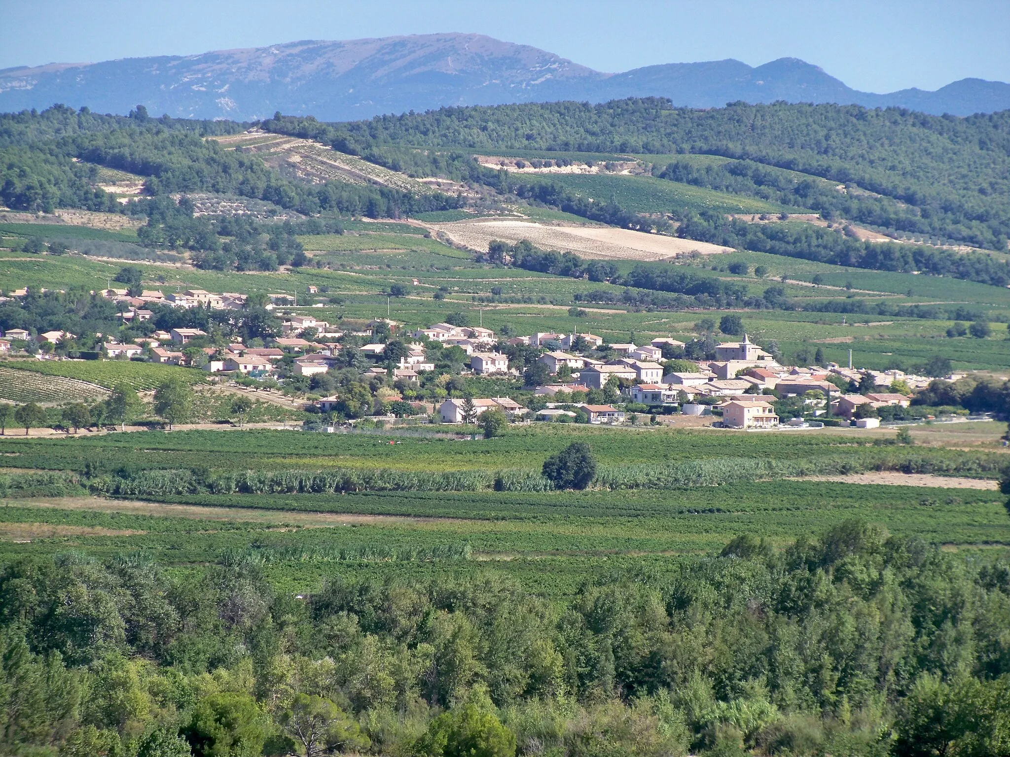 Photo showing: Vue sur Saint Maurice sur Aygues, depuis Buisson