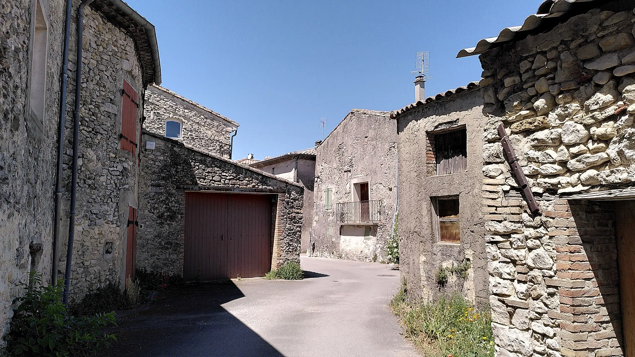 Photo showing: Il me semble que c'est l'impasse du Lanson, à Portes-en-Valdaine (Drôme, France).