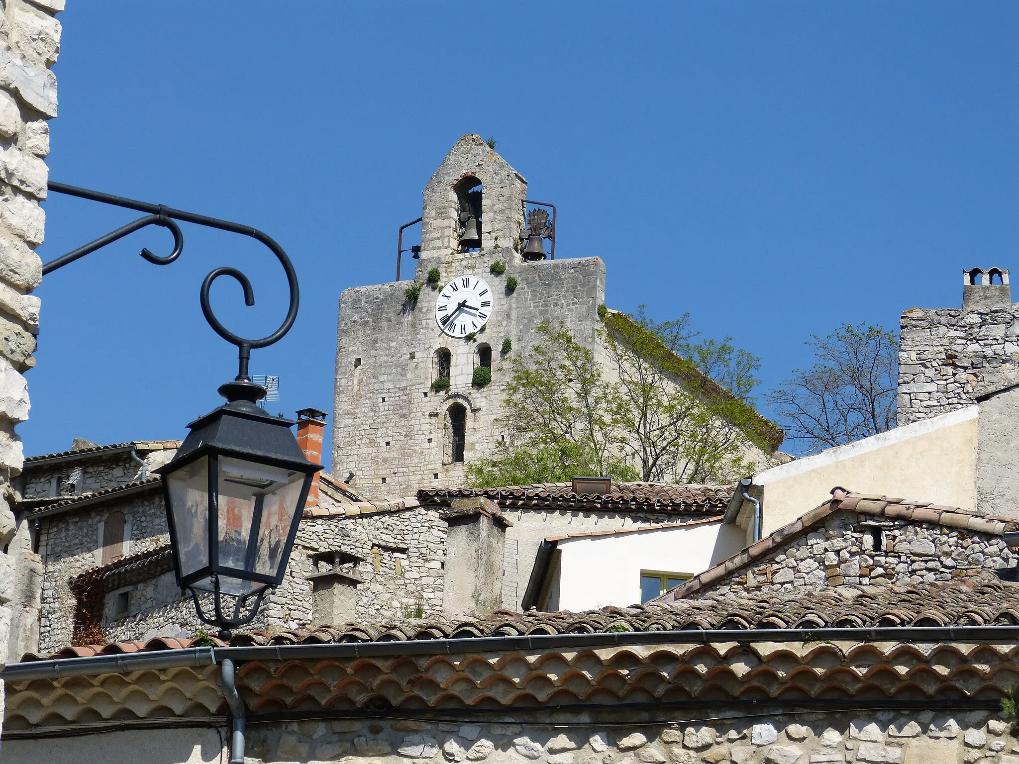 Photo showing: Church Notre-Dame-la-Brune at Pont-de-Barret viewed from the village.