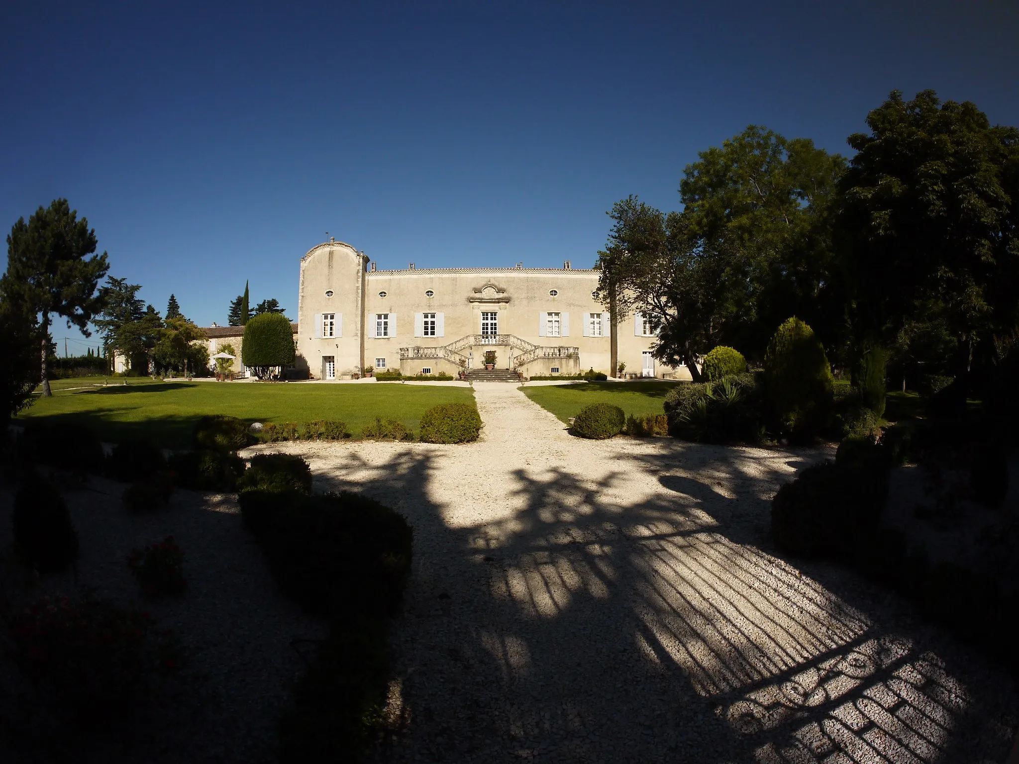 Photo showing: This building is indexed in the base Mérimée, a database of architectural heritage maintained by the French Ministry of Culture, under the reference PA00116918 .