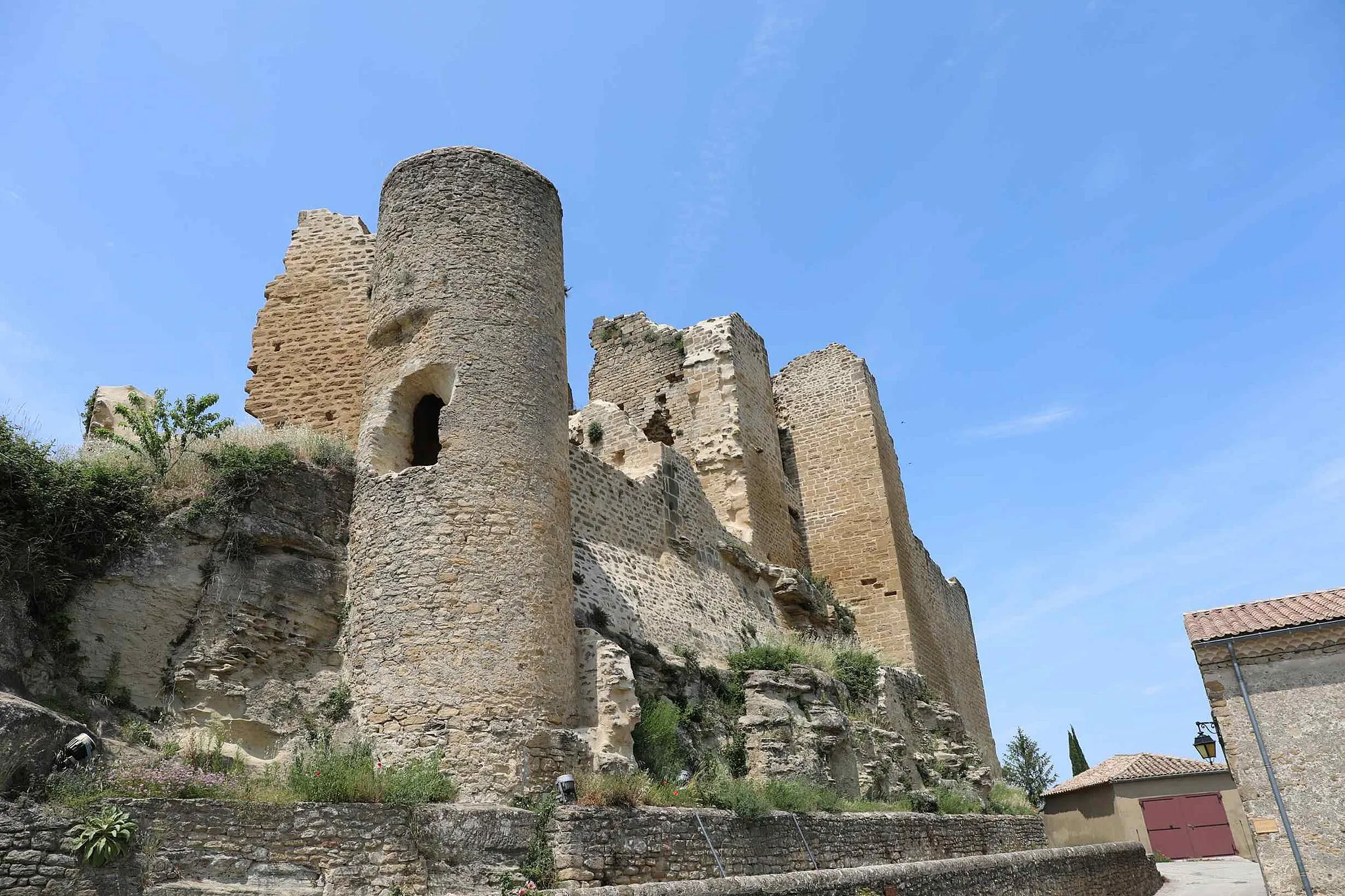 Photo showing: Castle ruins Chabrillan