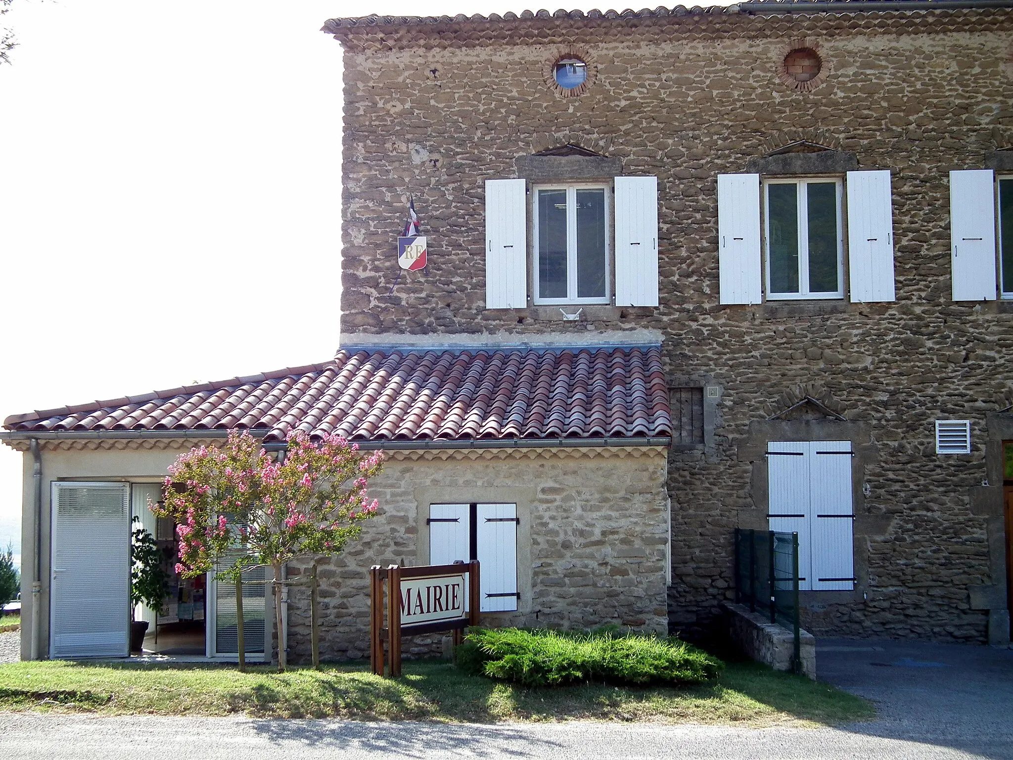 Photo showing: Town hall of Ourches - Drôme - France