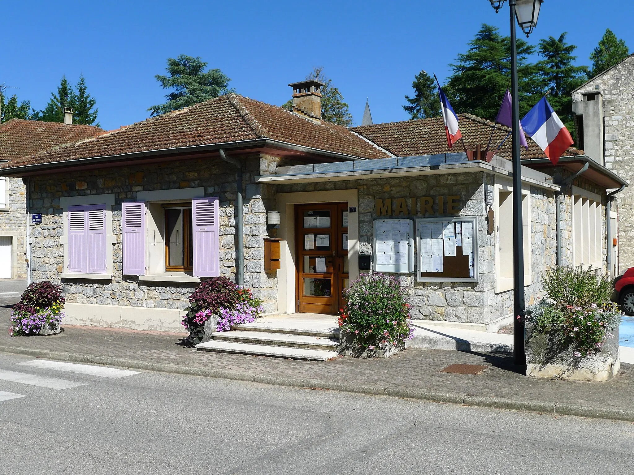 Photo showing: Town hall of Saint-Nazaire-en-Royans Drôme - France
