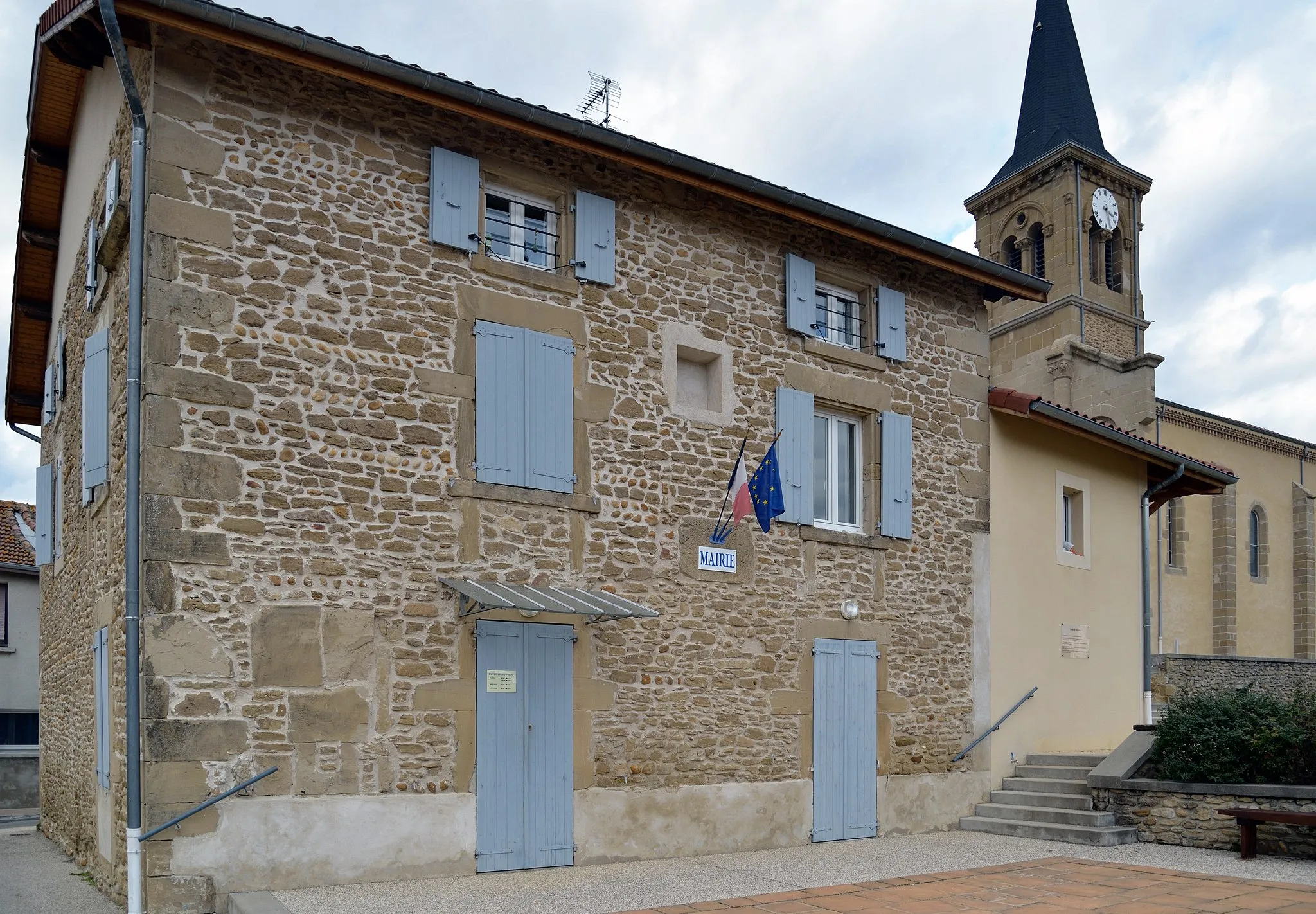 Photo showing: la mairie